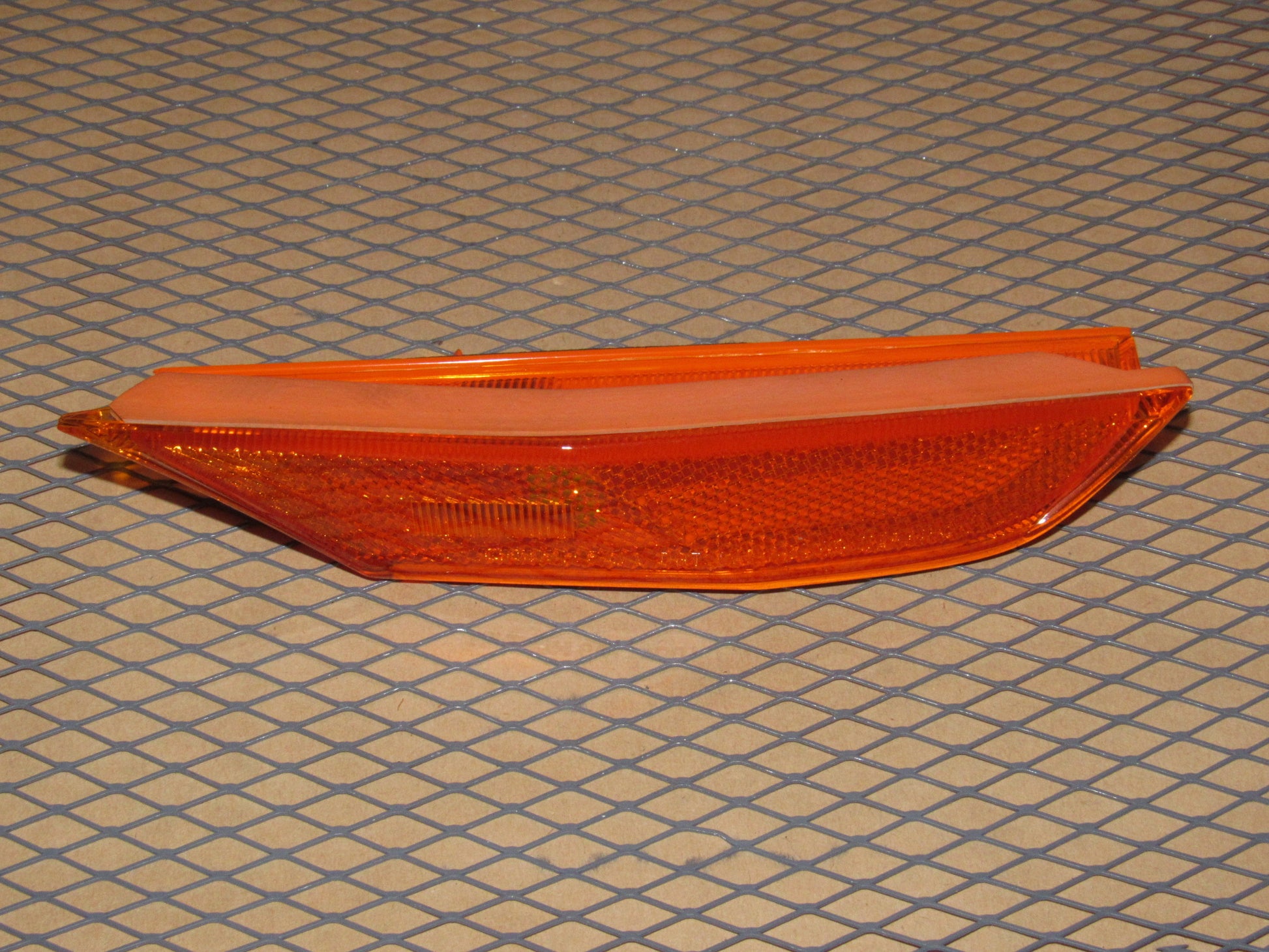 09-16 Nissan GT-R R35 OEM Front Side Marker Light - Right