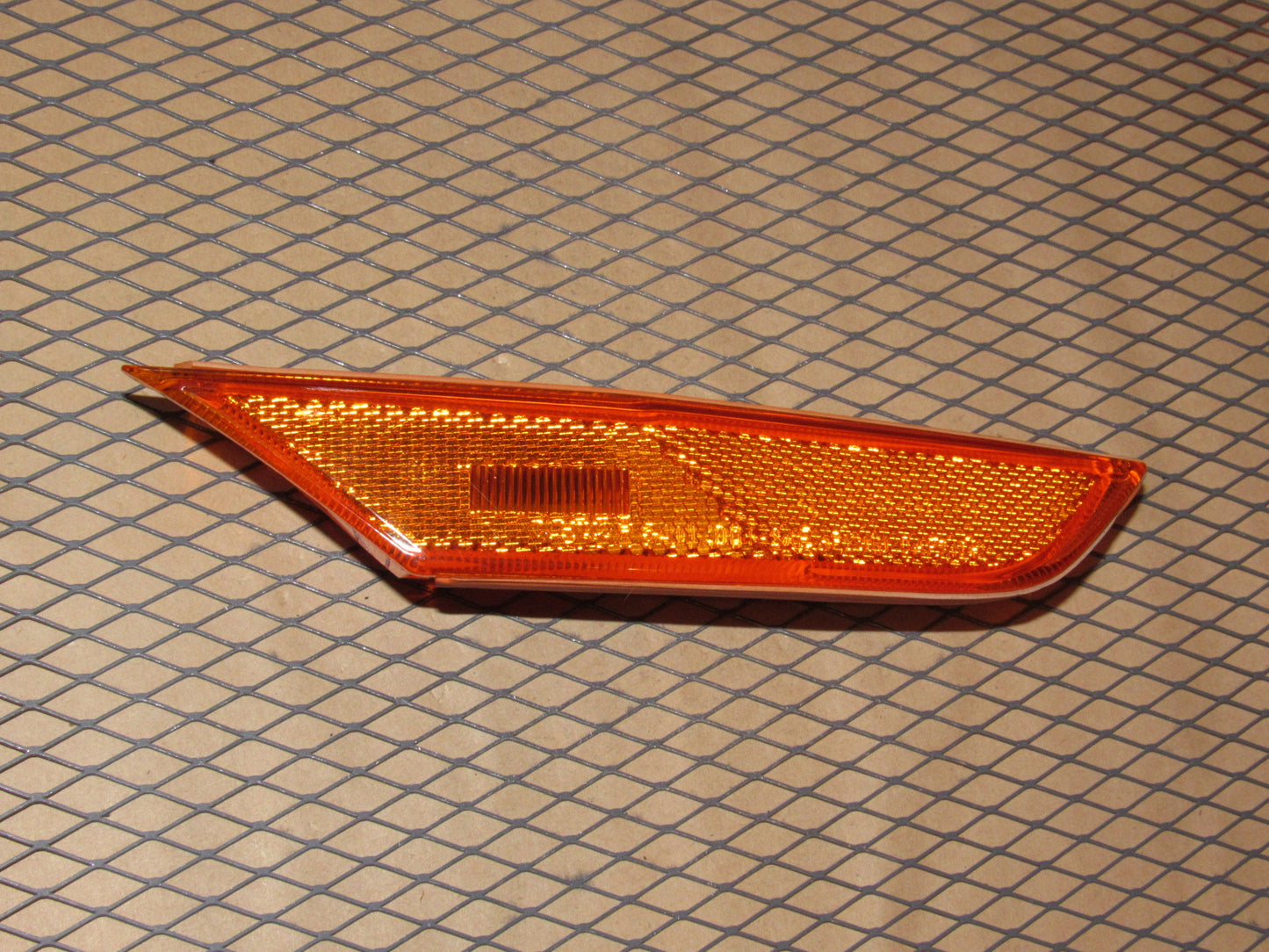 09-16 Nissan GT-R R35 OEM Front Side Marker Light - Right