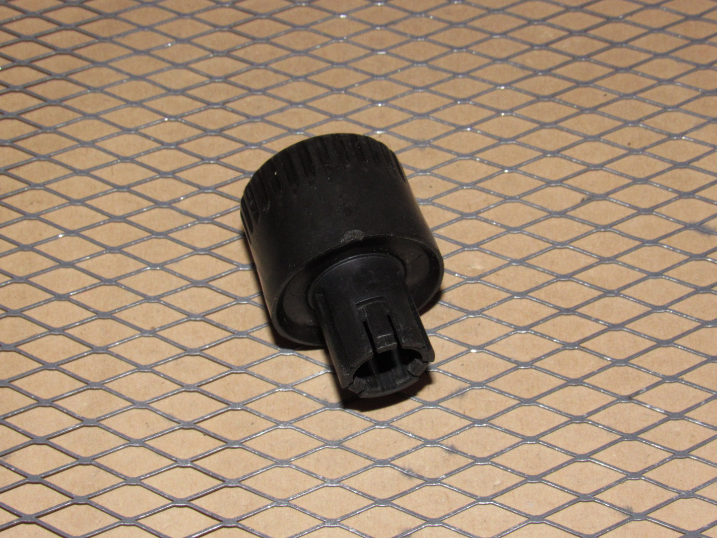 78-95 Porsche 928 OEM Defroster Switch Knob