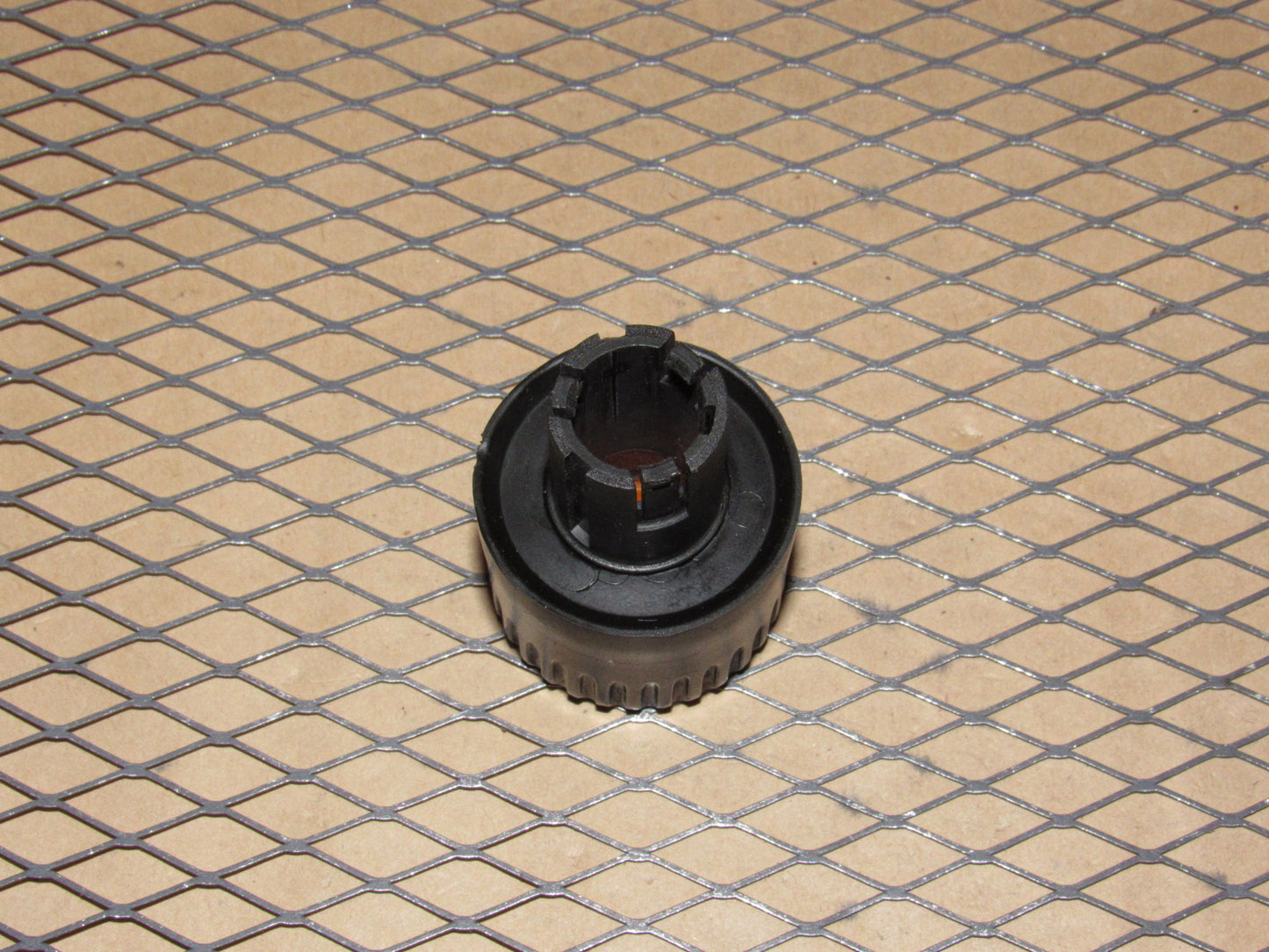 78-95 Porsche 928 OEM Defroster Switch Knob