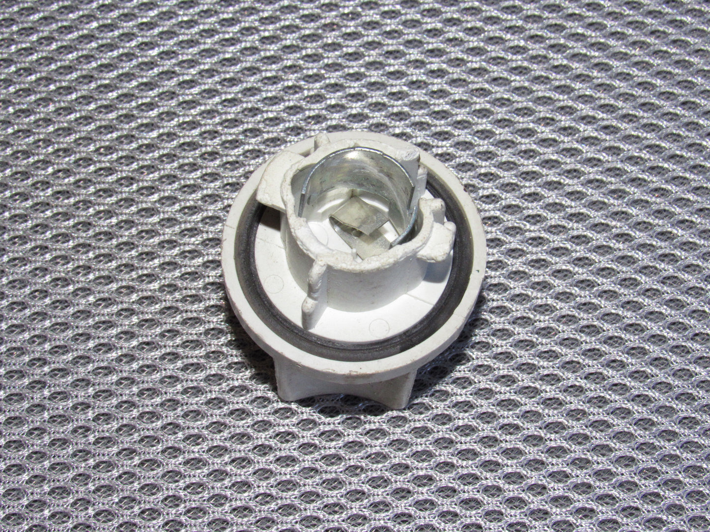 99-02 Saab 9-3 OEM Front Running Light Bulb Socket