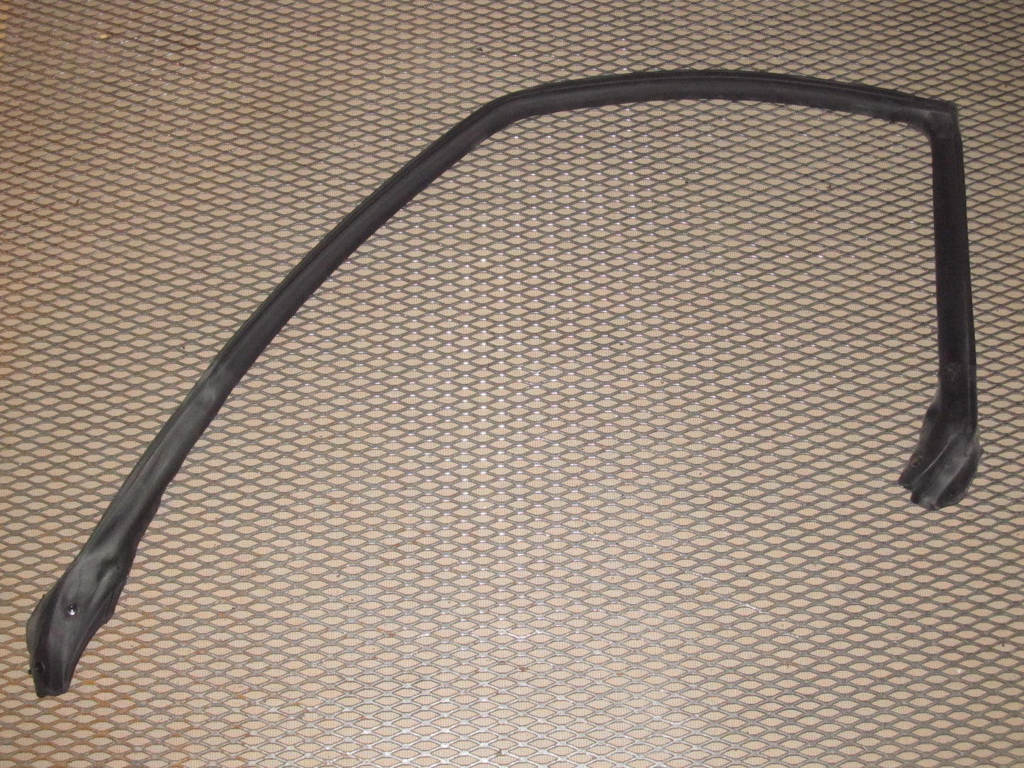 85 86 Toyota MR2 OEM Chassis Body Weather Stripping Rubber Seal - Left