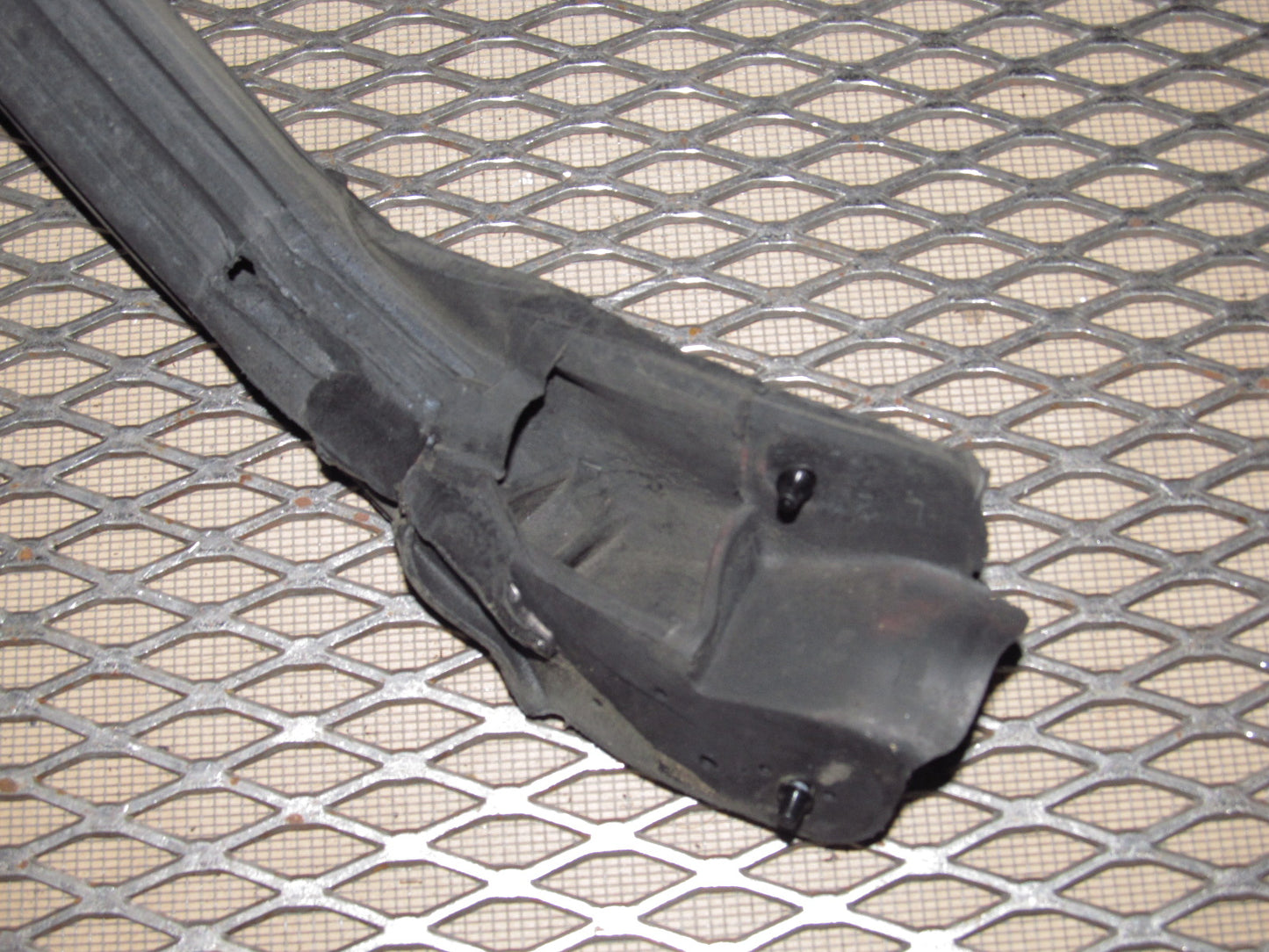 85 86 Toyota MR2 OEM Chassis Body Weather Stripping Rubber Seal - Left