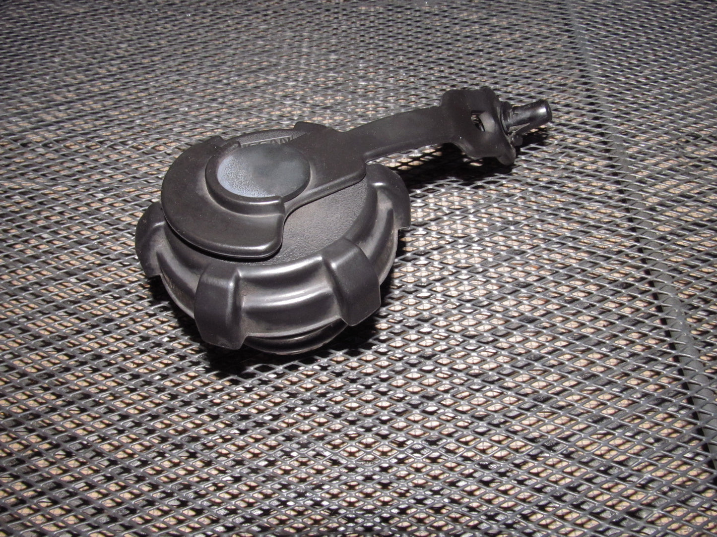 87 88 89 Nissan 300zx OEM Fuel Gas Cap