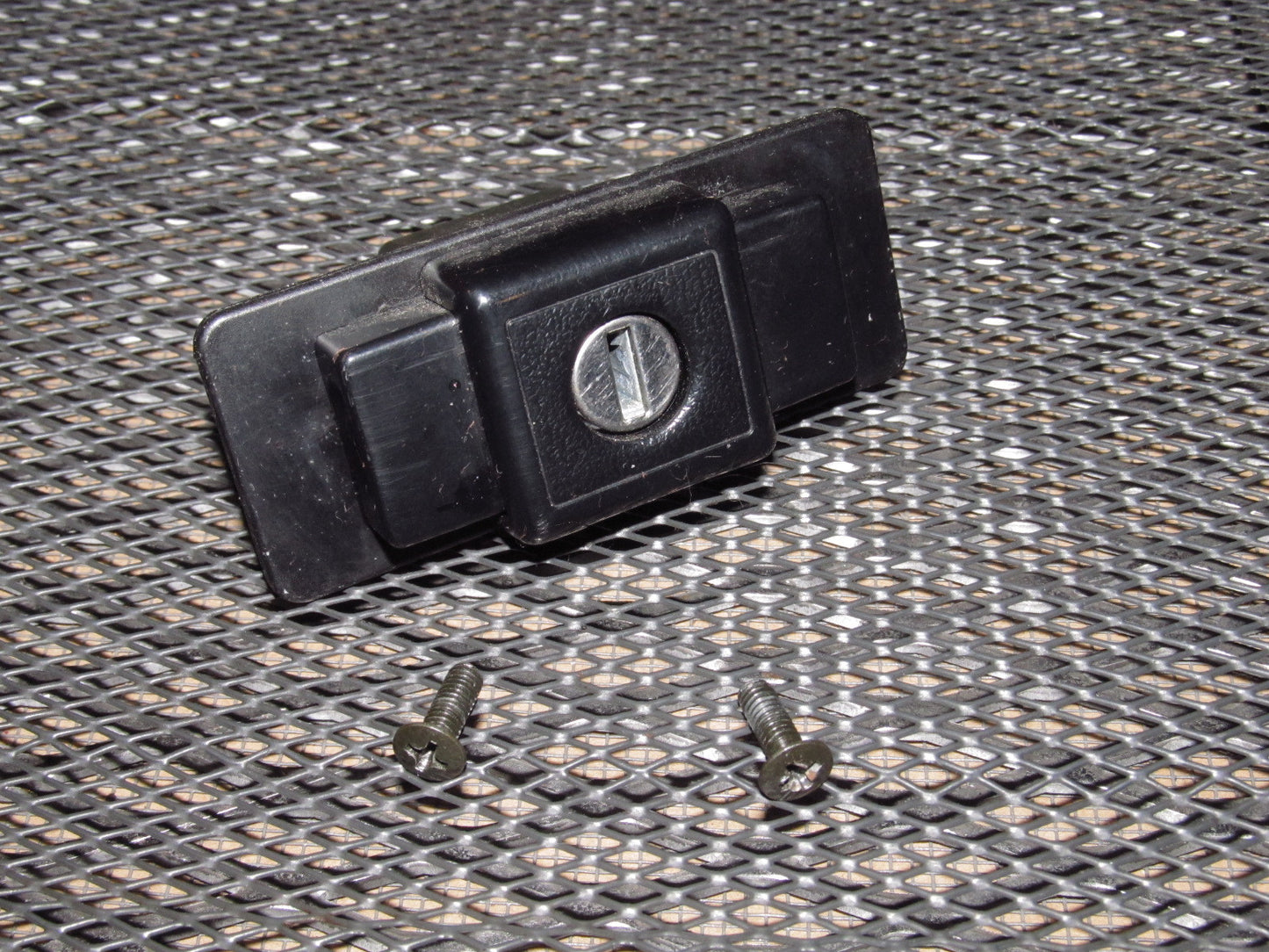 97 98 99 Mitsubishi Eclipse OEM Glove Box Lock