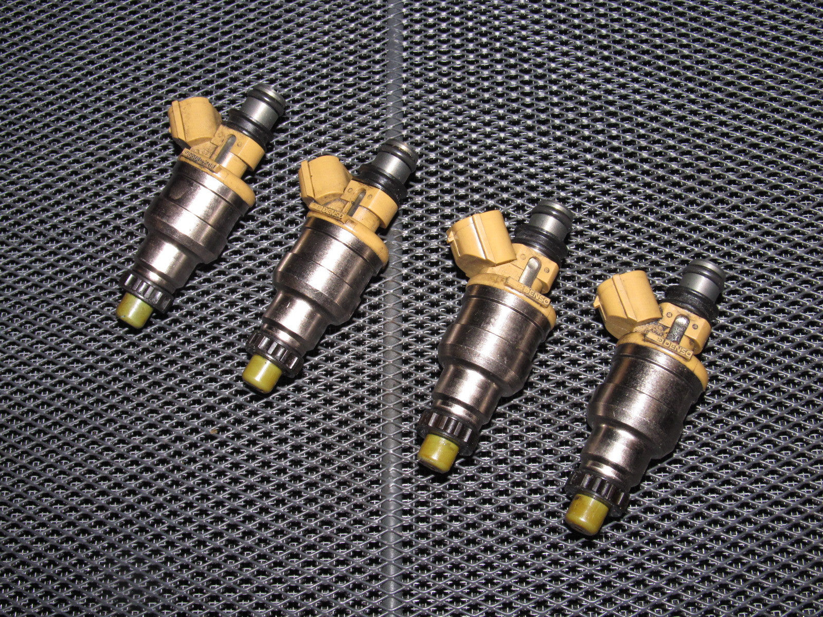 94 95 96 97 Mazda Miata OEM Fuel Injector Set