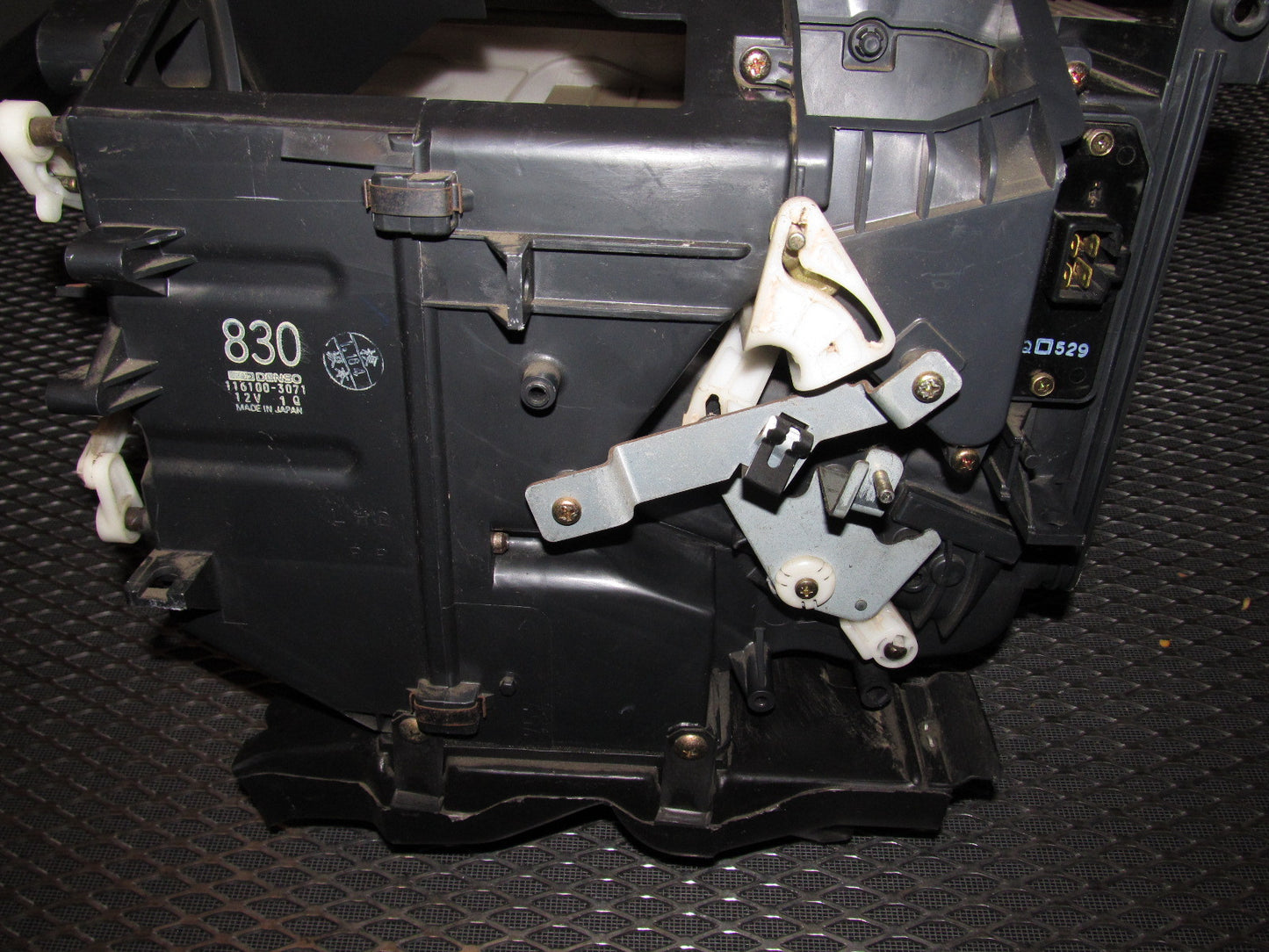 94 95 96 97 Mitsubishi 3000GT OEM Heater Core & Box