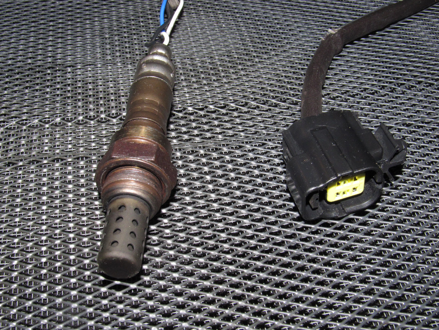 94 95 96 97 Mazda Miata OEM Oxygen O2 Sensor