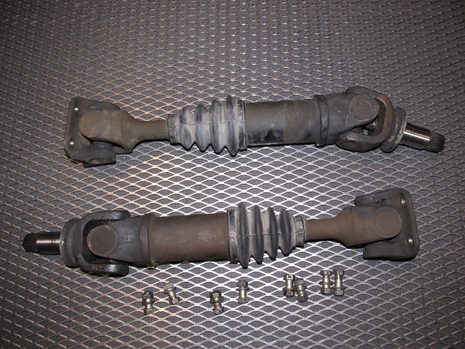 81 82 83 Datsun 280zx OEM Drive Axle Set