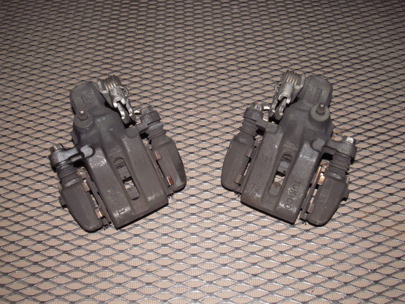 87 88 89 Nissan 300zx OEM Brake Caliper - Rear Set