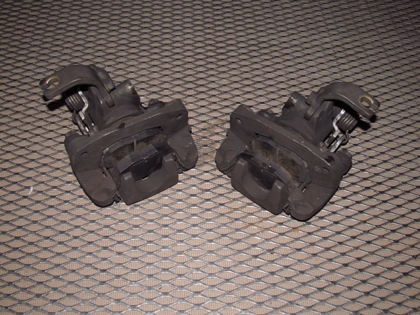 87 88 89 Nissan 300zx OEM Brake Caliper - Rear Set