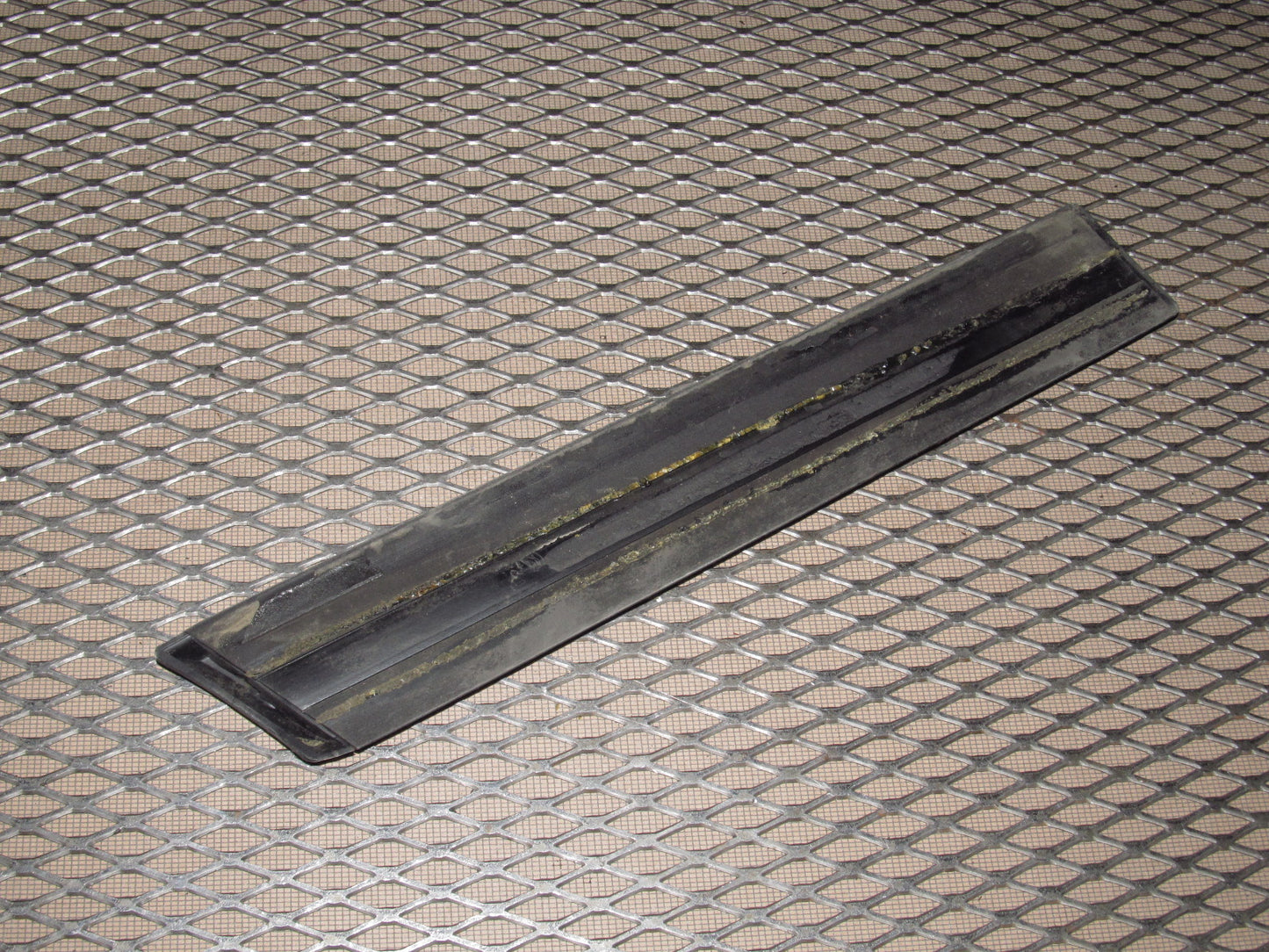 81-83 Mazda RX7 OEM  Fender Moulding - Right