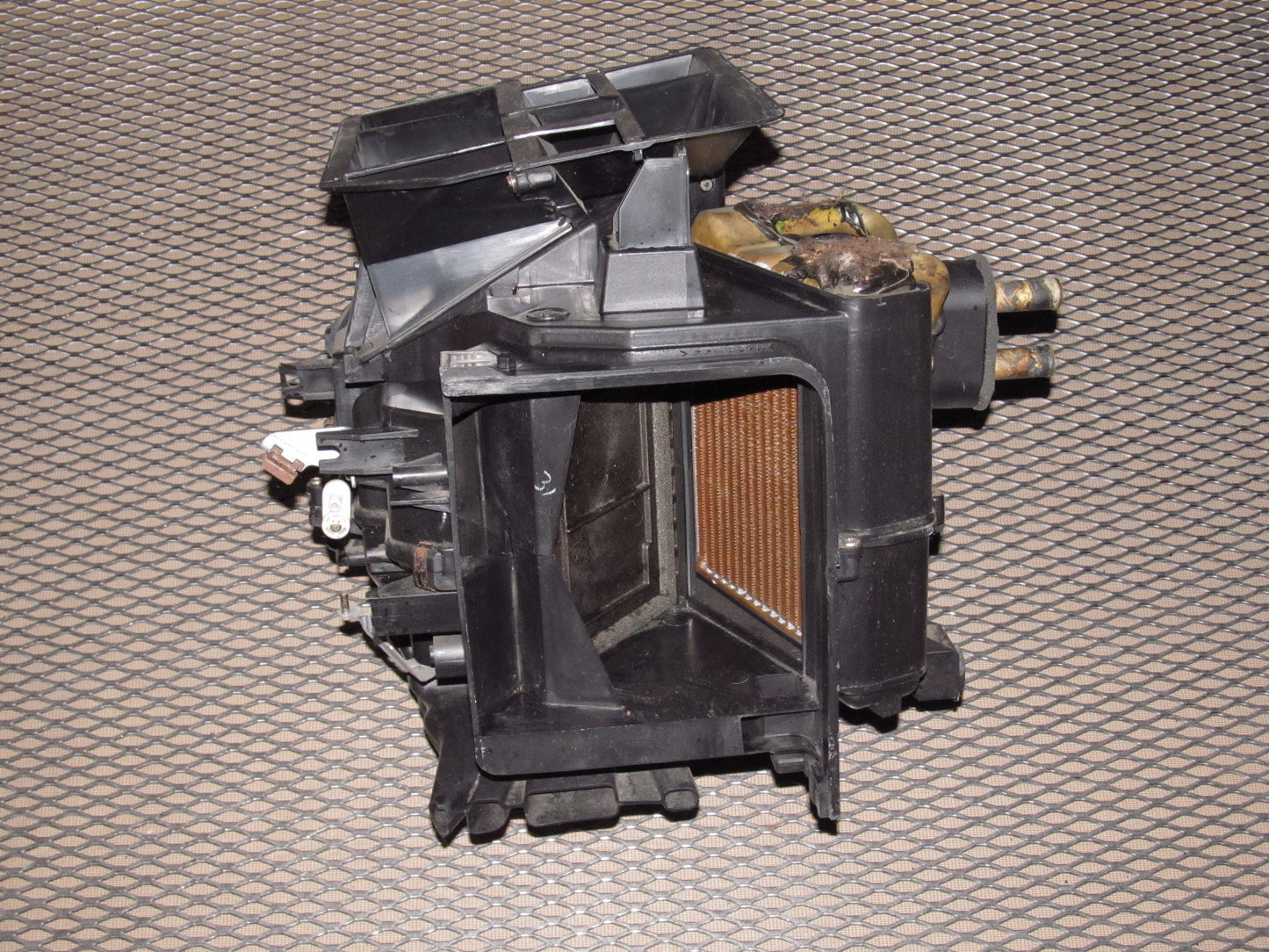 97 98 99 Mitsubishi Eclipse OEM Heater Core & Box Assembly