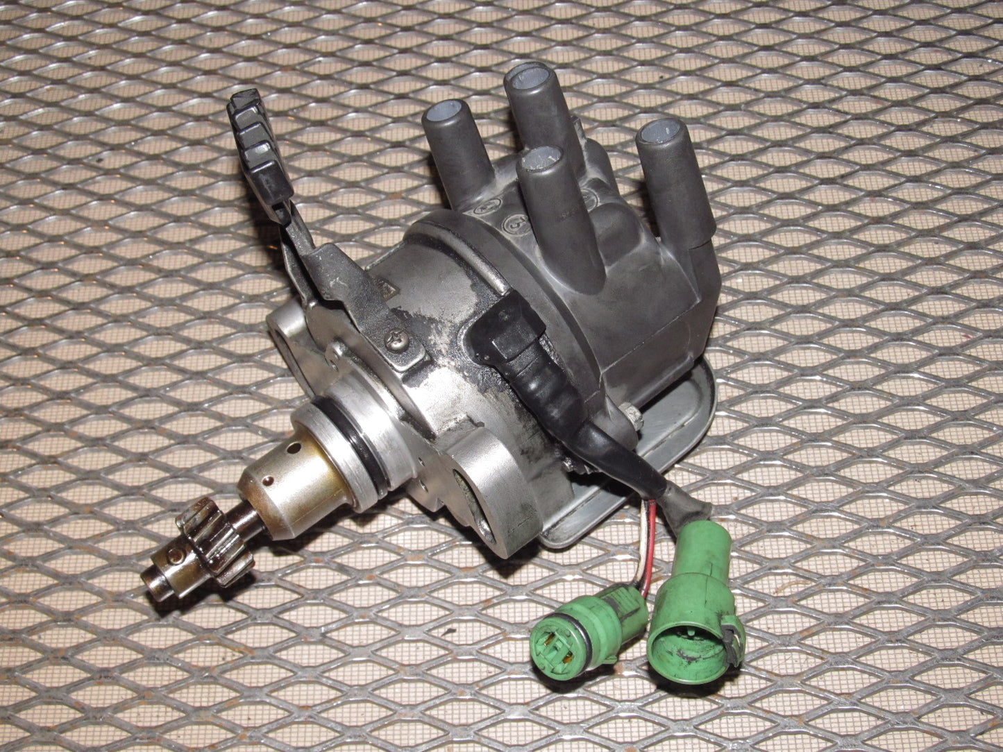 85 86 Toyota MR2 OEM Ignition Distributor