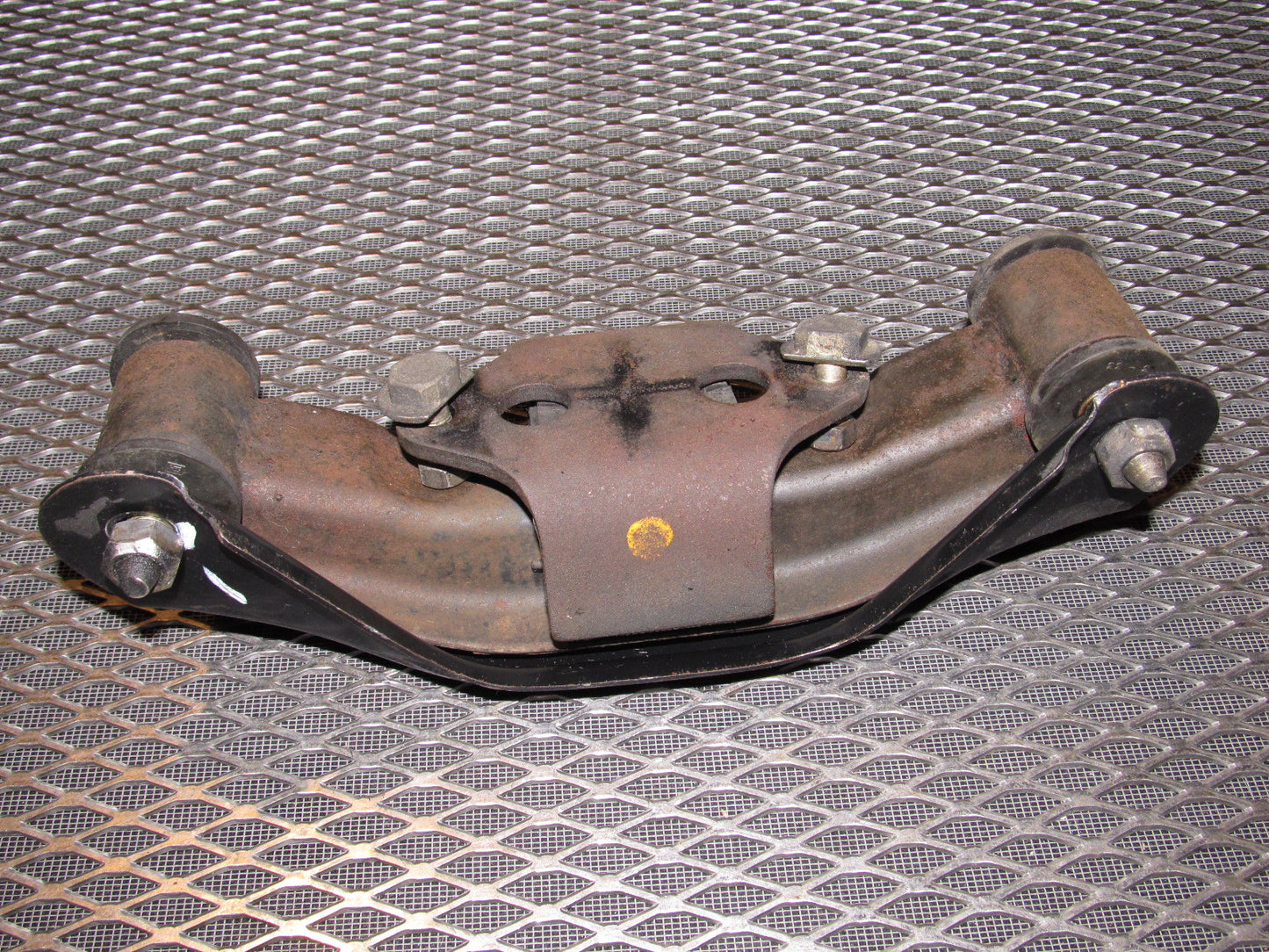 81 82 83 Datsun 280zx OEM A/T Transmission Mount & Bracket