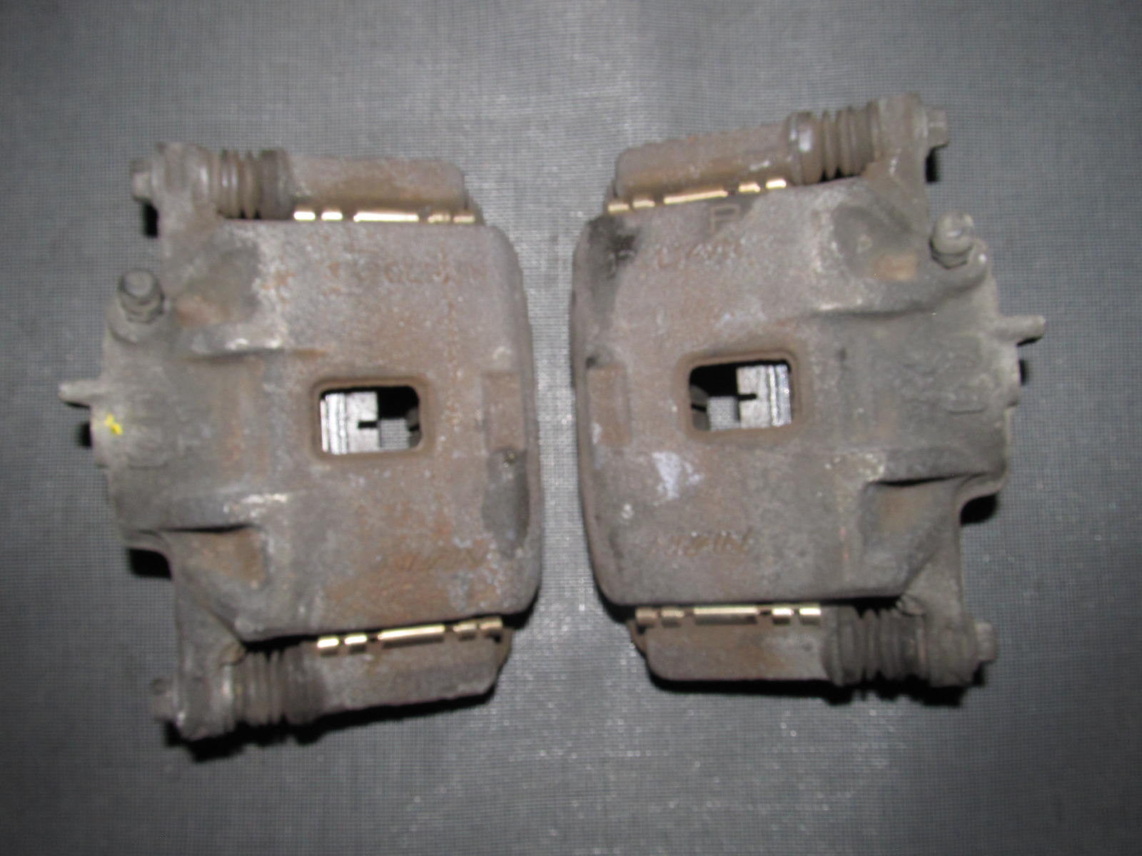 94-01 Acura Integra OEM Brake Caliper - Front Set