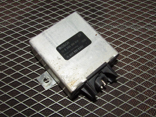 86-93 Mercedes Benz 300E OEM Seat Belt Computer Module - 0 285 100 014