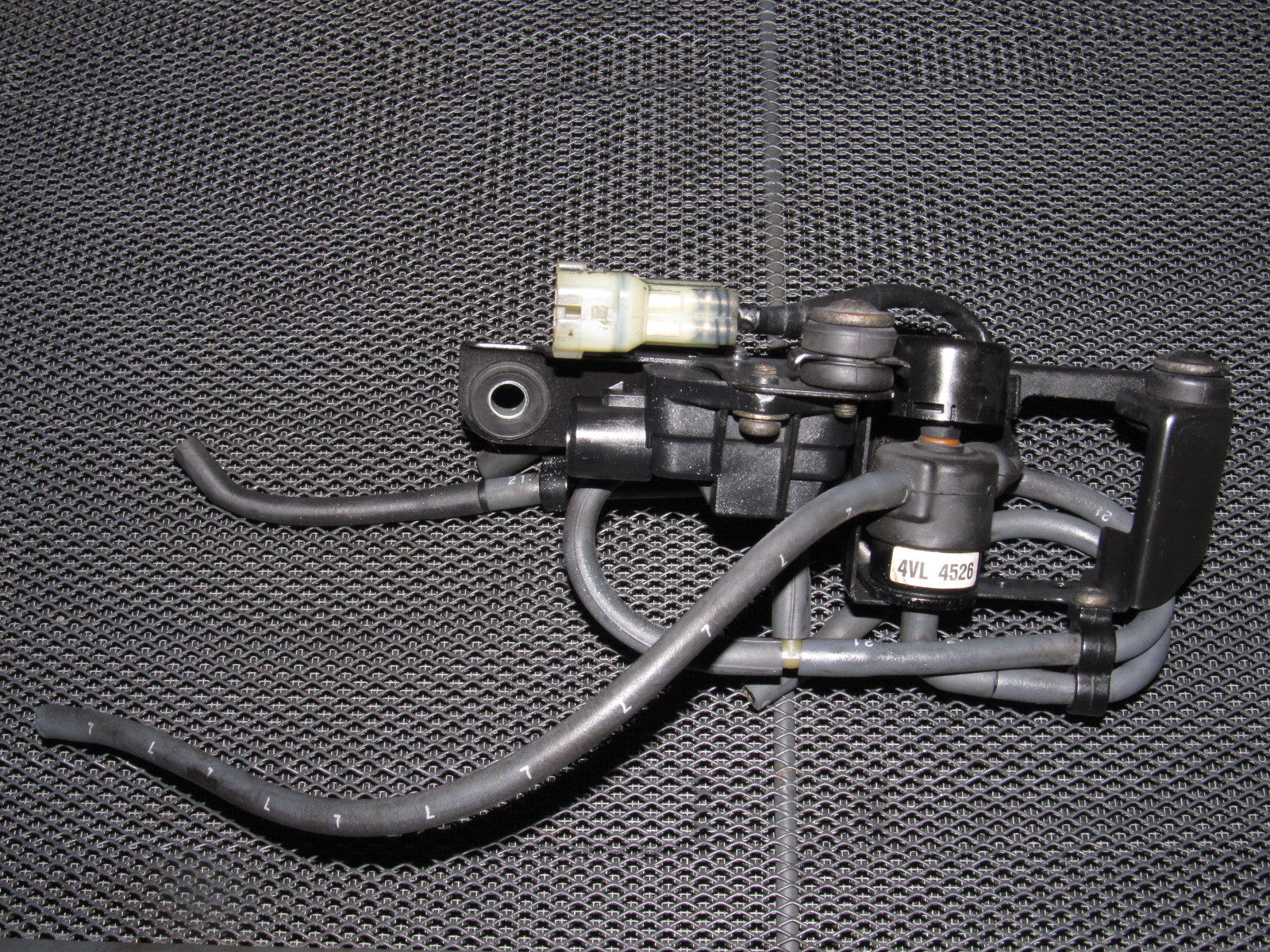 88 89 Honda CRX OEM D15B2 Engine Purge Solenoid & Map Sensor