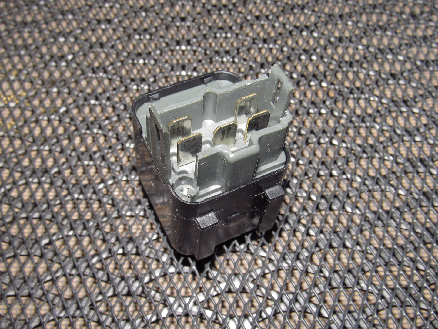 Toyota & Lexus Universal Relay - Circuit Opening Relay 85910-30050 - 061000-0352