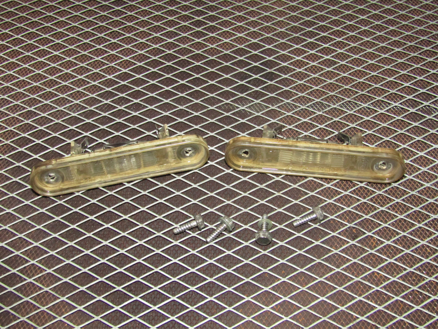 86-93 Mercedes Benz 300E OEM Rear License Plate Lamp Light Lens Set