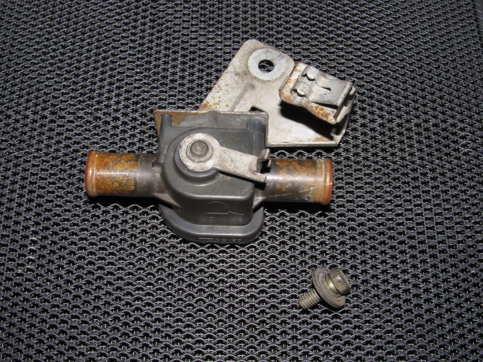 88 89 Honda CRX OEM D15B2 Heater Core Bypass Valve