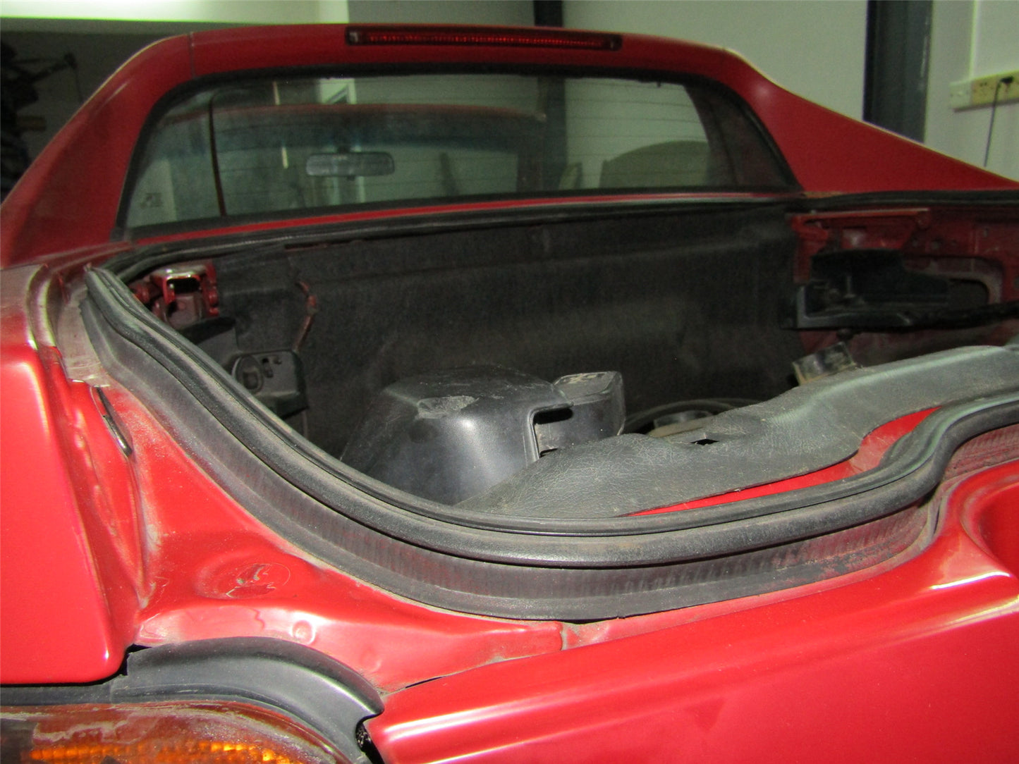 93 94 95 96 97 Honda Del Sol OEM Trunk Weather Stripping