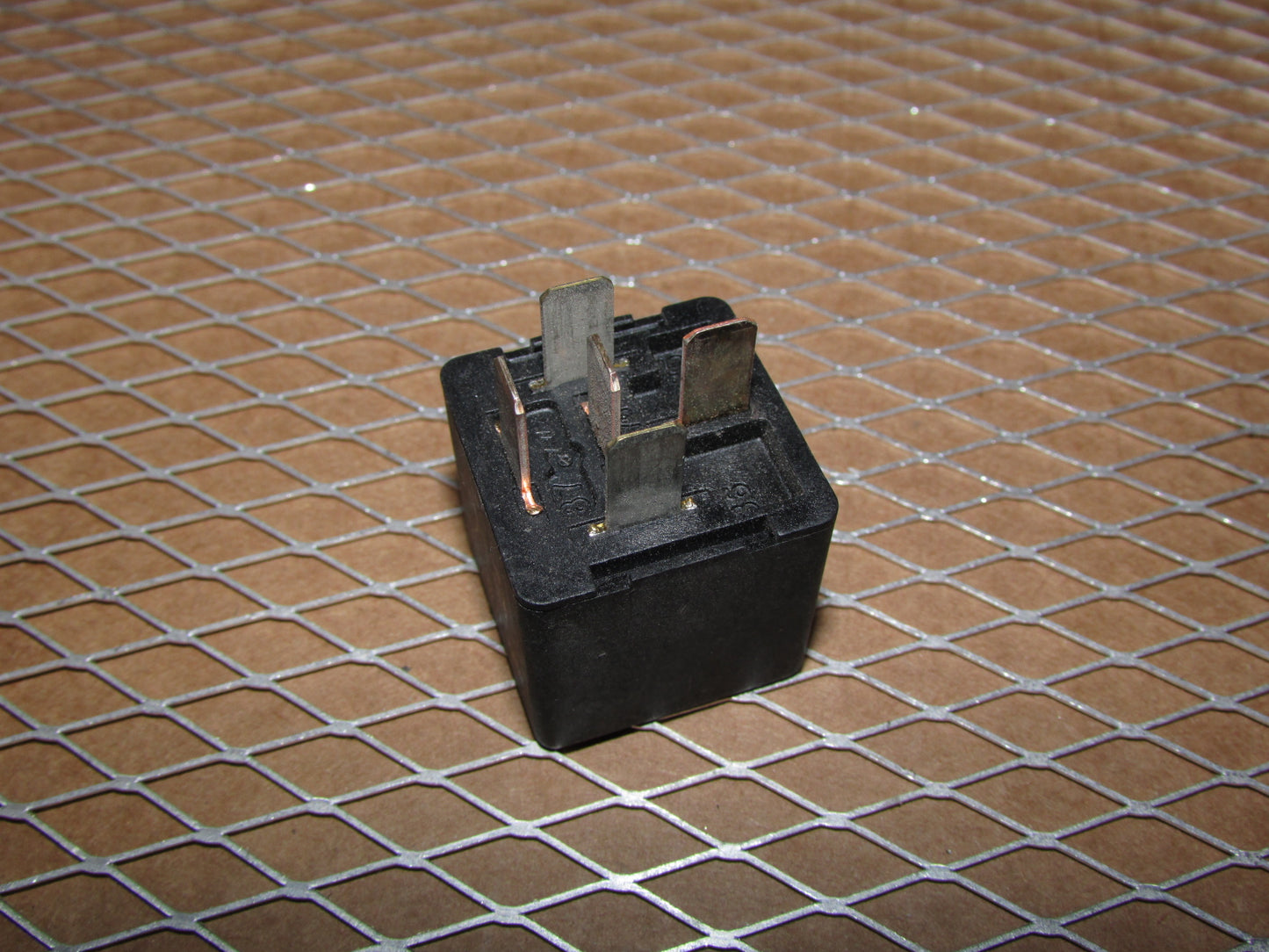 Ford Relay F0AB-14B192-AA