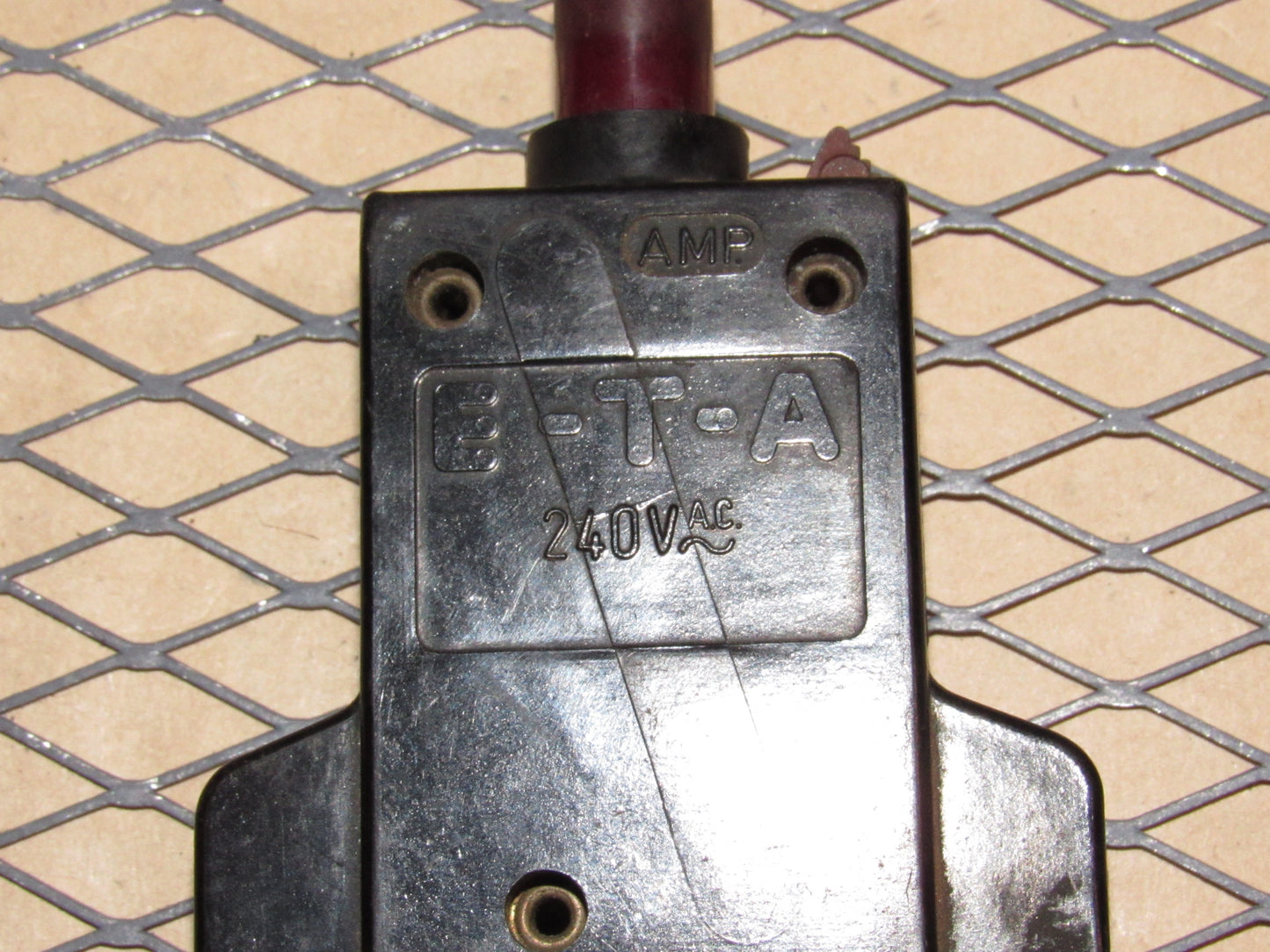 77-95 Mercedes Benz T1 Van Fuse Circuit Breaker 15a E-T-A 240VAC