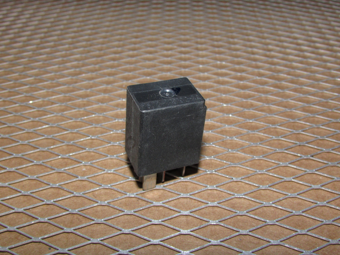 Ford Relay F57B-14B192-AA