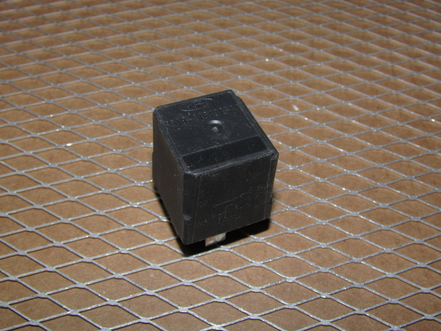 Ford Relay F0AB-14B192-AA