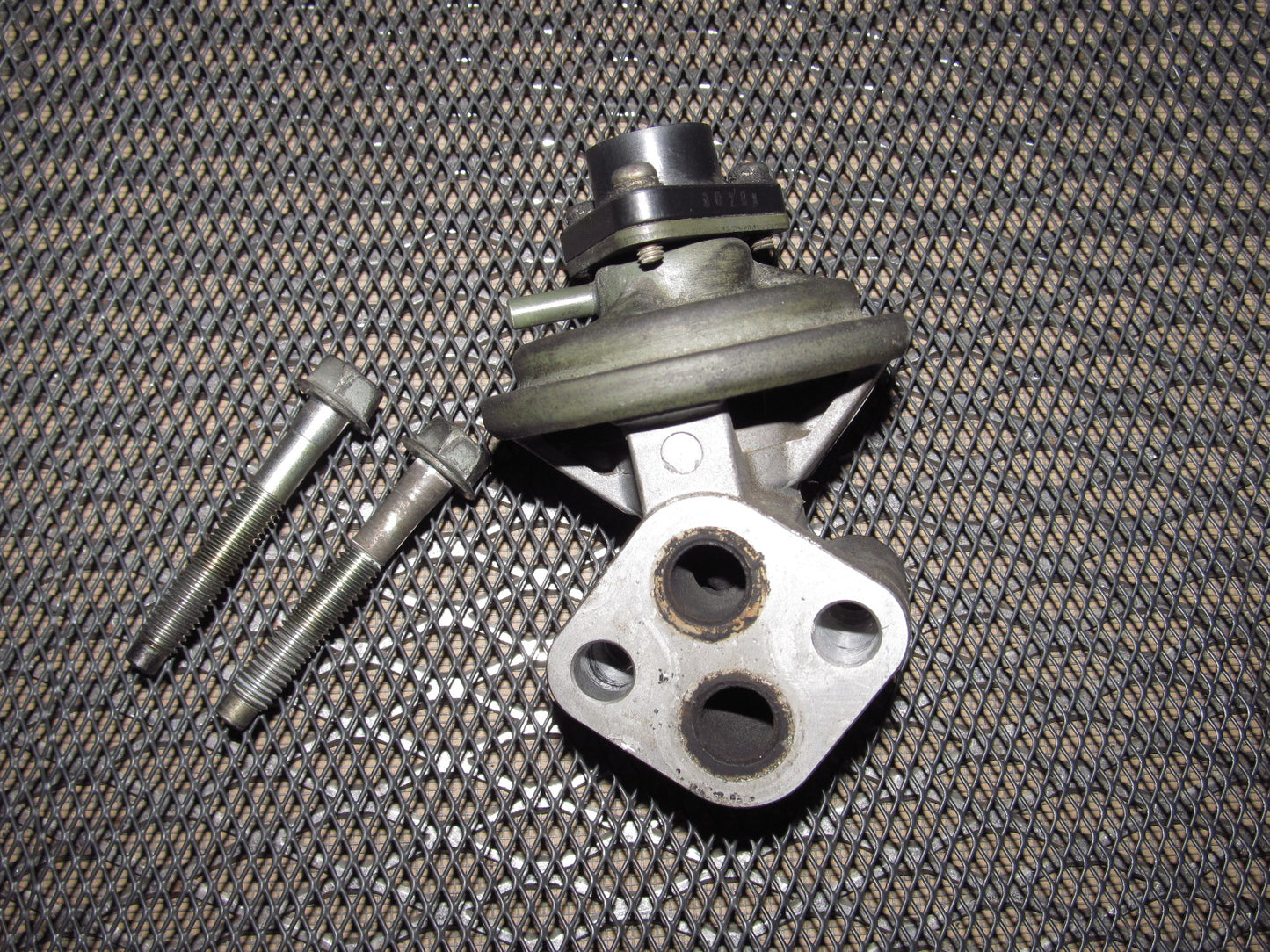 94 95 96 97 Mazda Miata OEM EGR Valve