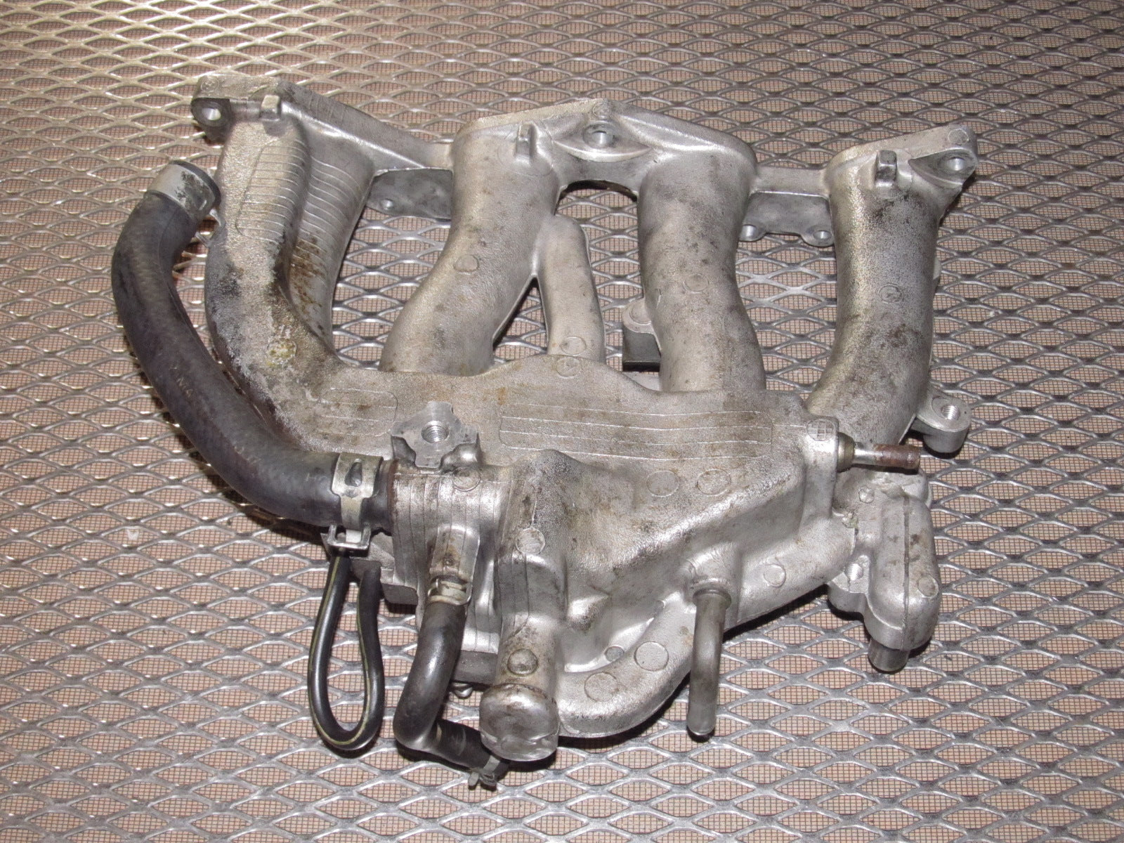 88 89 90 91 Honda CRX 1.5L OEM D15B2 Intake Manifold