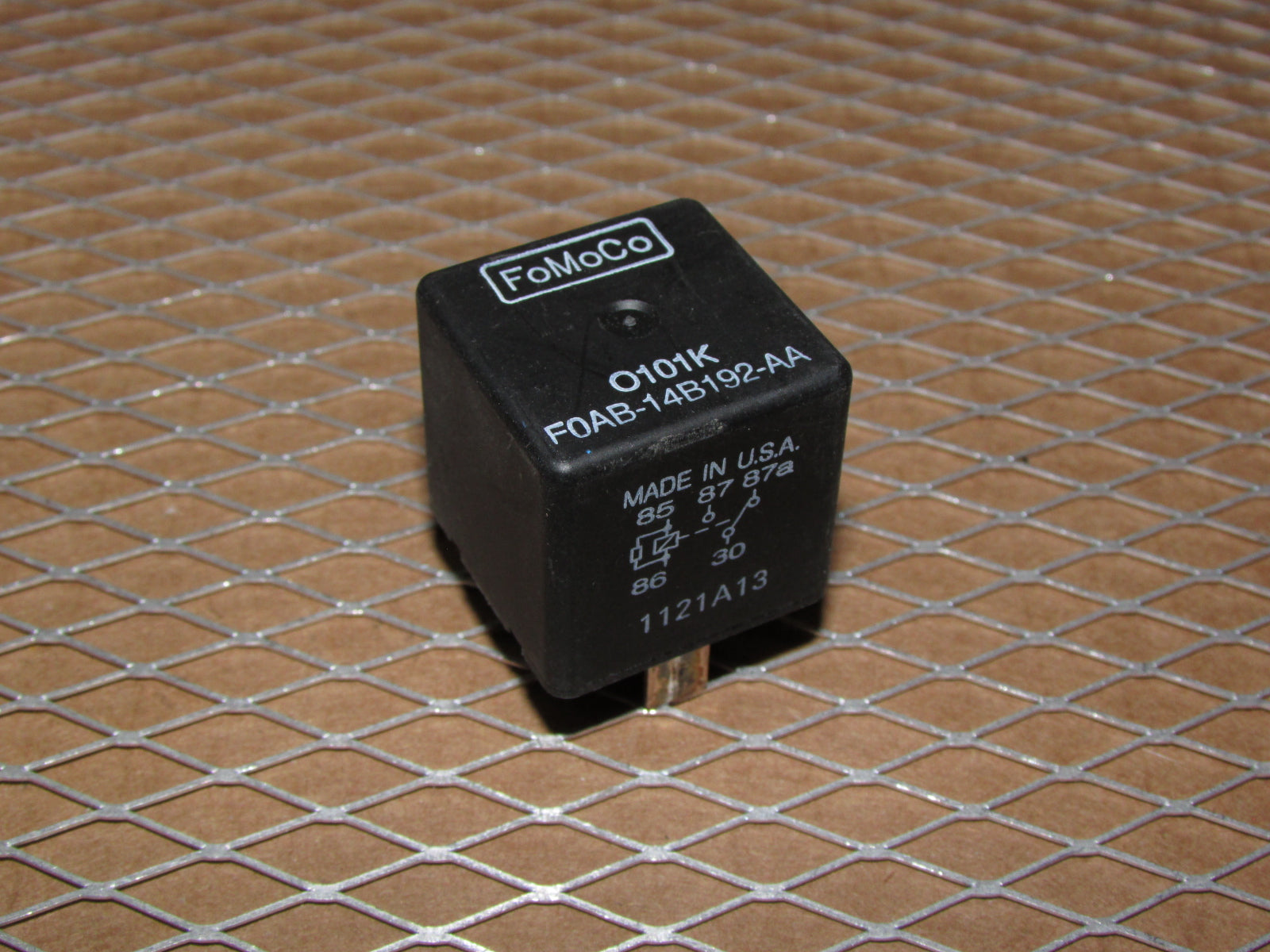 Ford Relay F0AB-14B192-AA