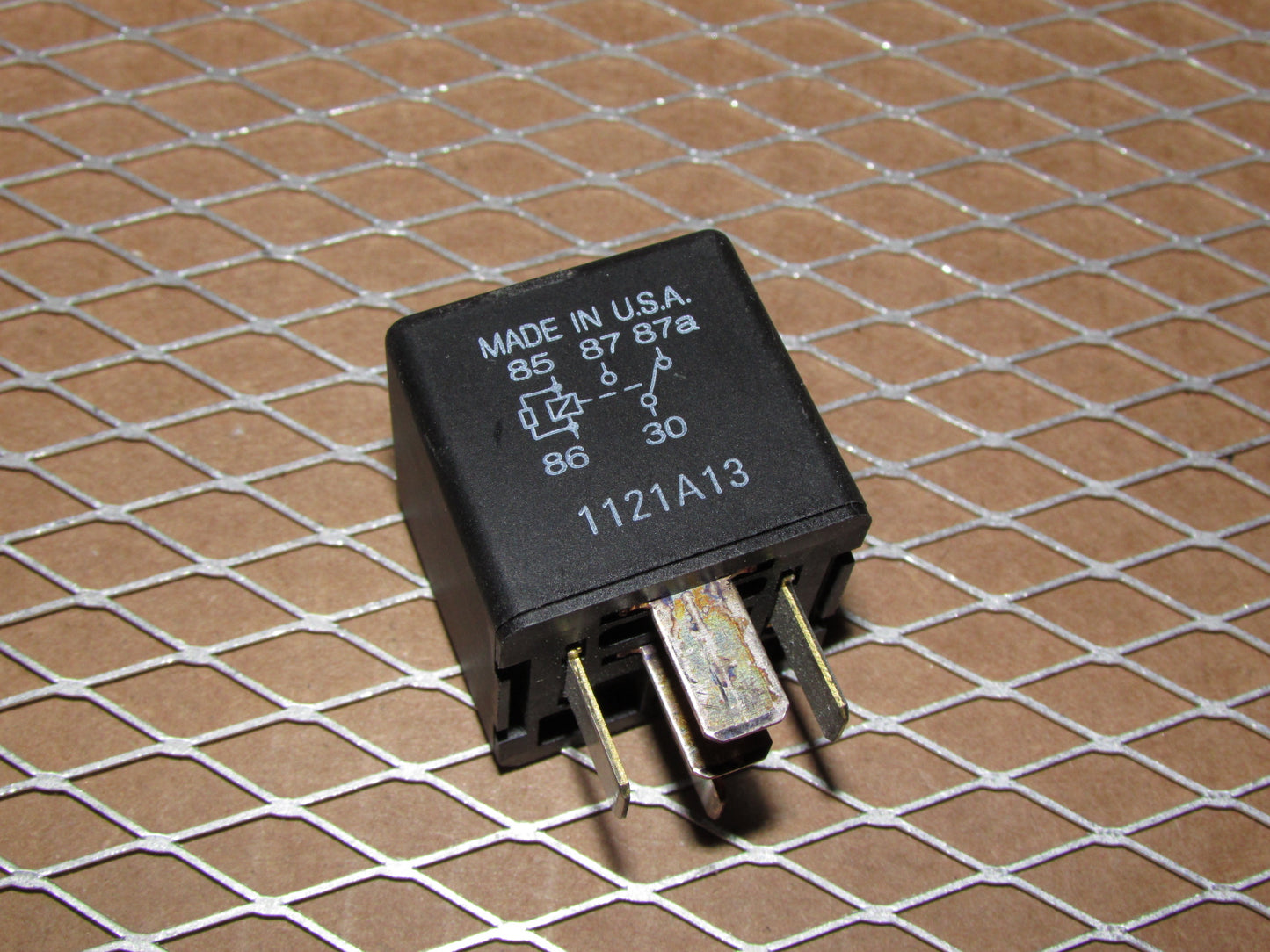 Ford Relay F0AB-14B192-AA