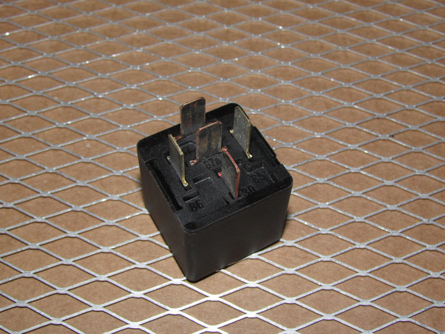 Ford Relay F0AB-14B192-AA