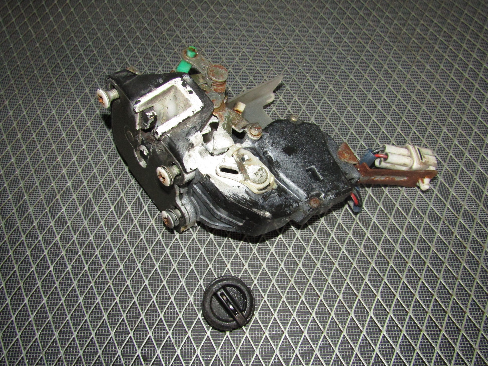 92-96 Toyota Camry Sedan OEM Rear Door Latch & Actuator - Left