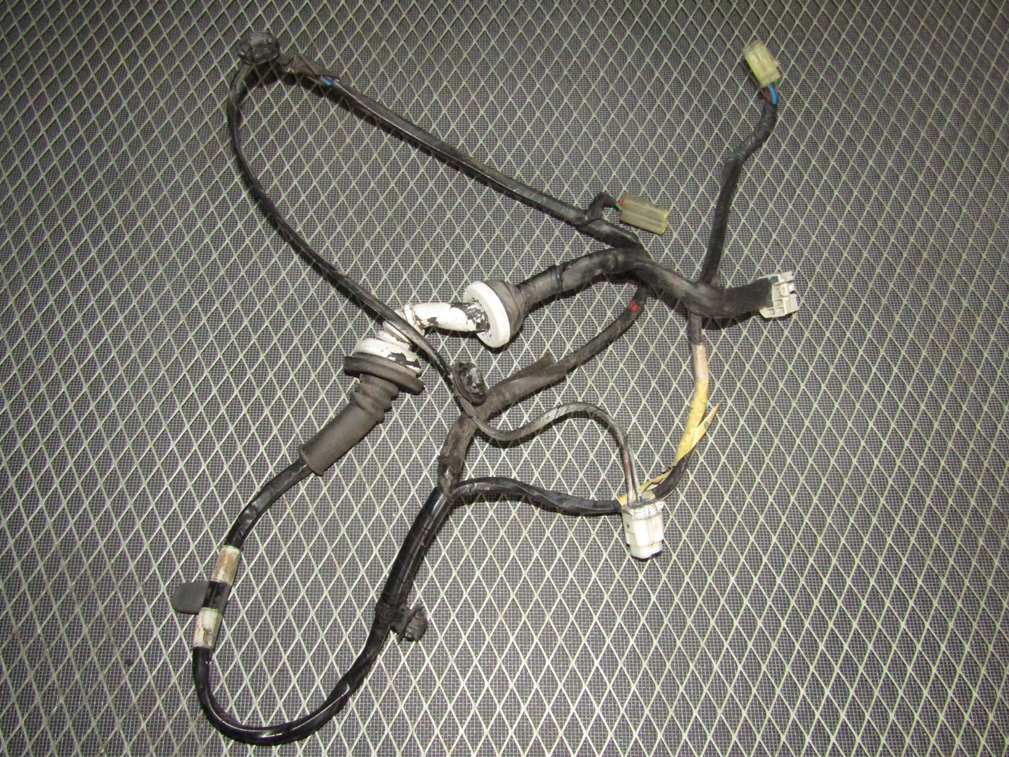 92 93 94 95 96 Toyota Camry Sedan OEM Rear Door Wiring Harness - Left