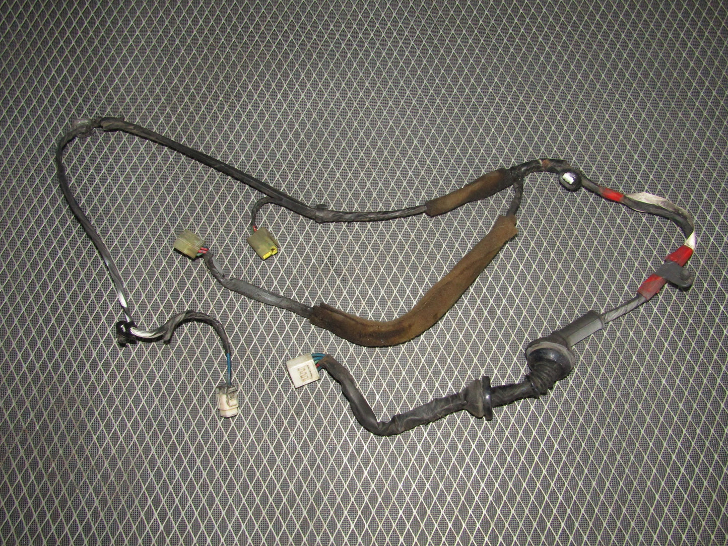 92-96 Toyota Camry Sedan OEM Rear Door Wiring Harness - Right