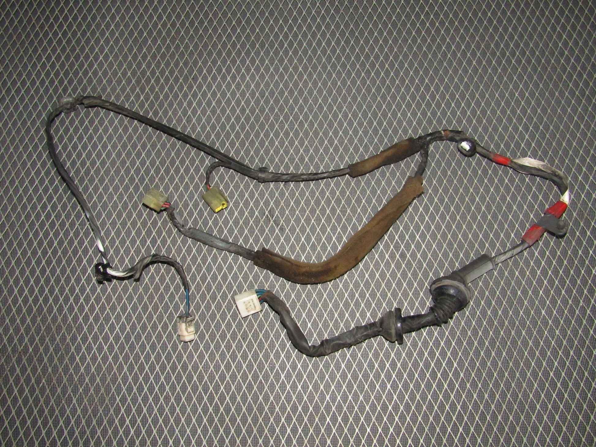 92-96 Toyota Camry Sedan OEM Rear Door Wiring Harness - Right