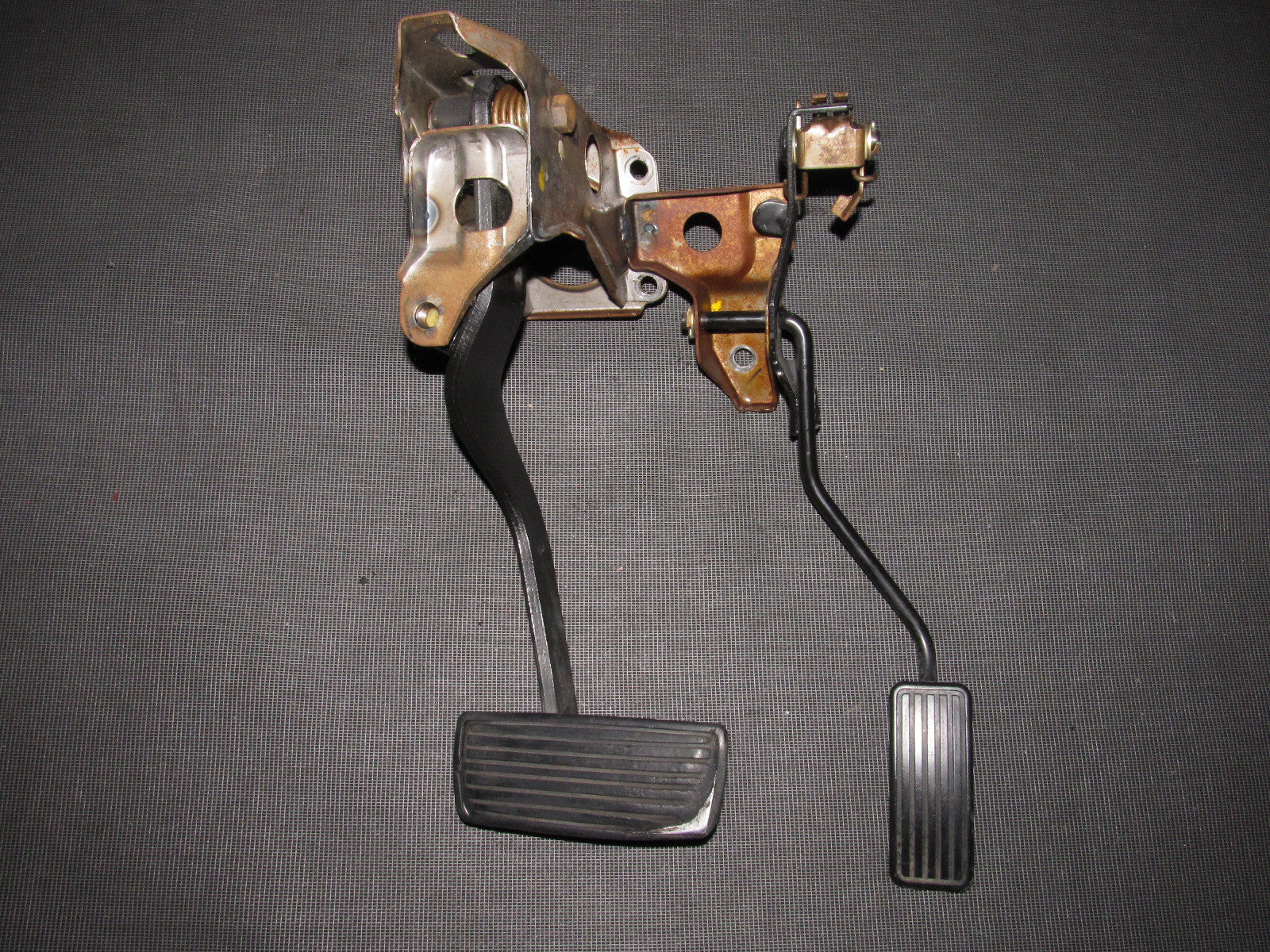 88 89 Honda CRX OEM A/T Transmission Pedal Assembly