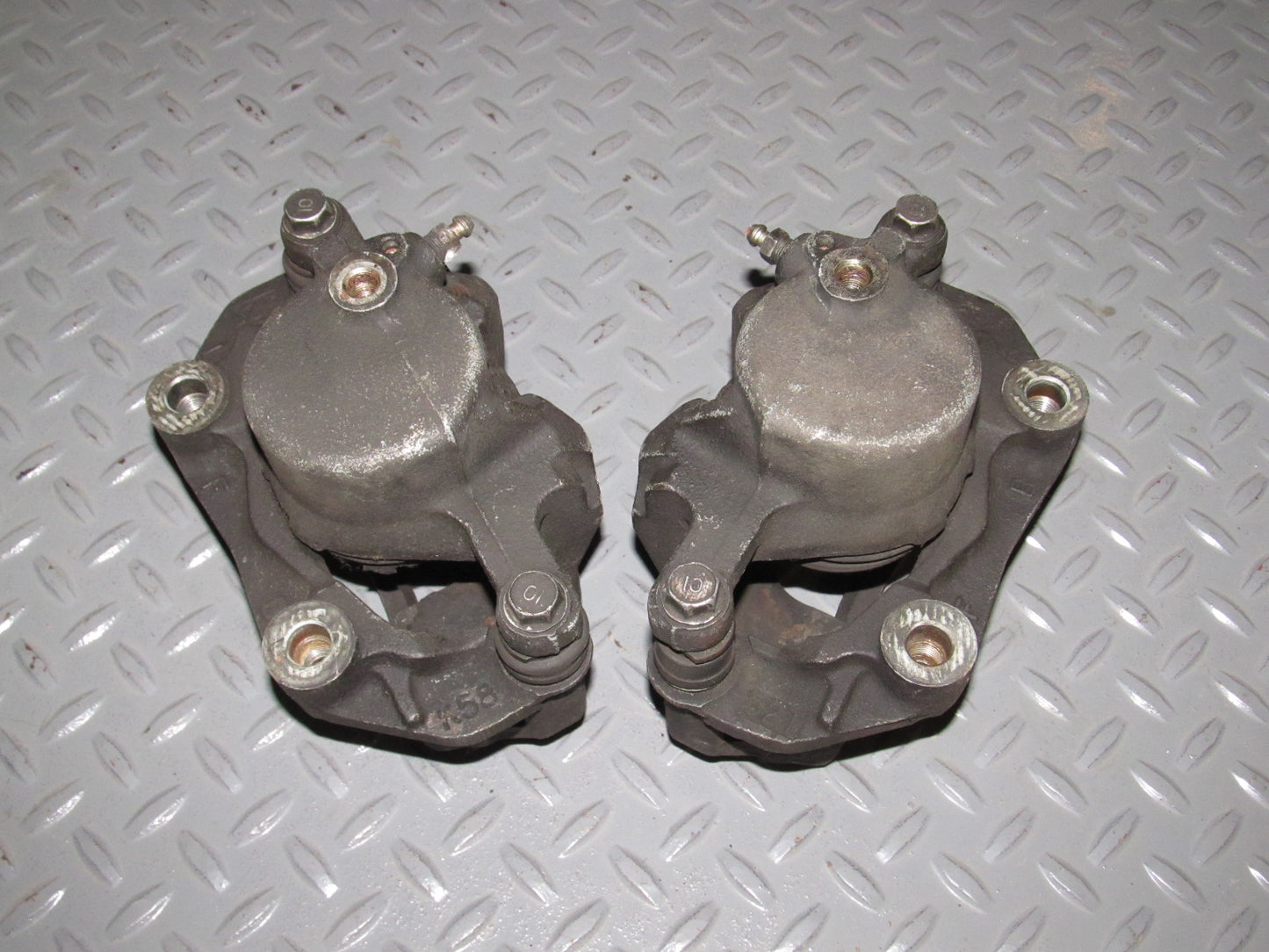 84 85 86 Nissan 300zx OEM Front Brake Caliper Set