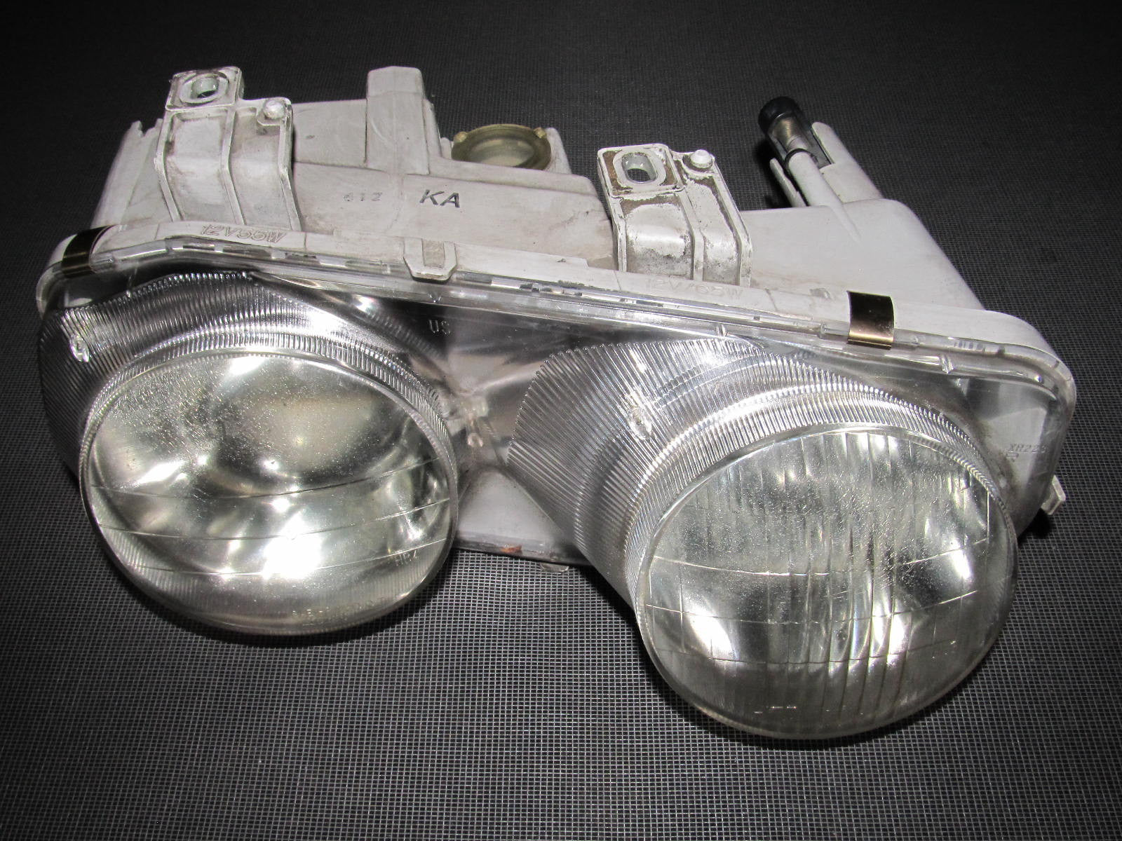 94 95 96 97 Acura Integra OEM Headlight - Right