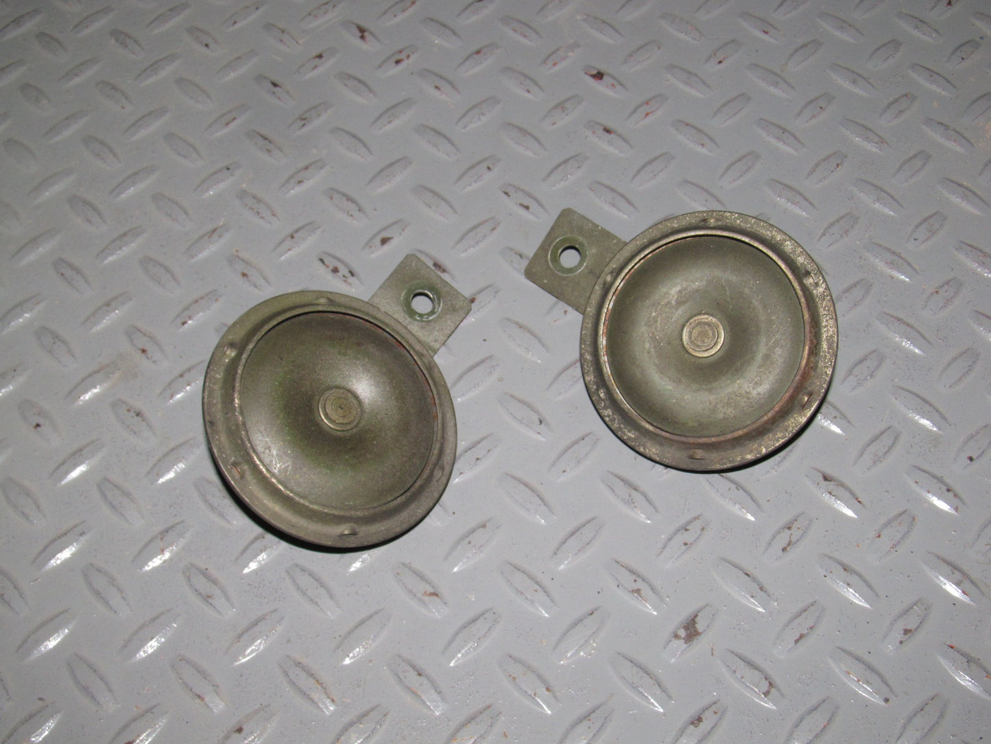 84 85 86 Nissan 300zx OEM Exterior Horn Set