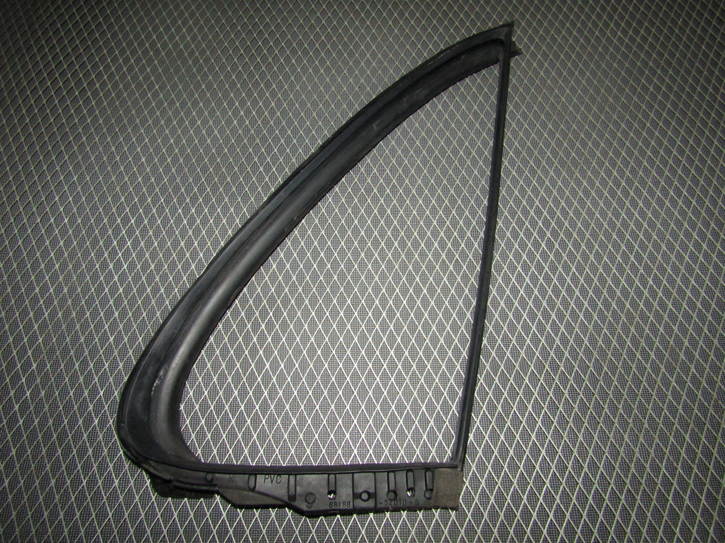 92-96 Toyota Camry Sedan OEM Rear Quarter Window Weather Stripping - Right