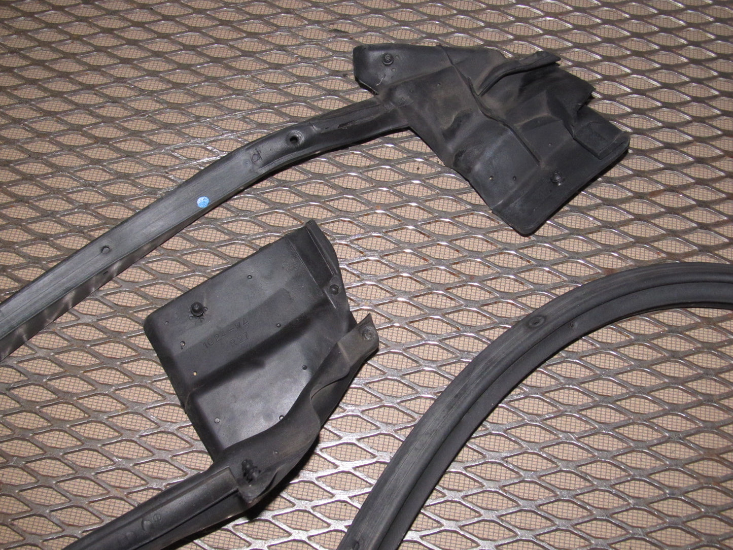 97 98 99 Mitsubishi Eclipse OEM Door Mount Weather Stripping Rubber Seal - Right