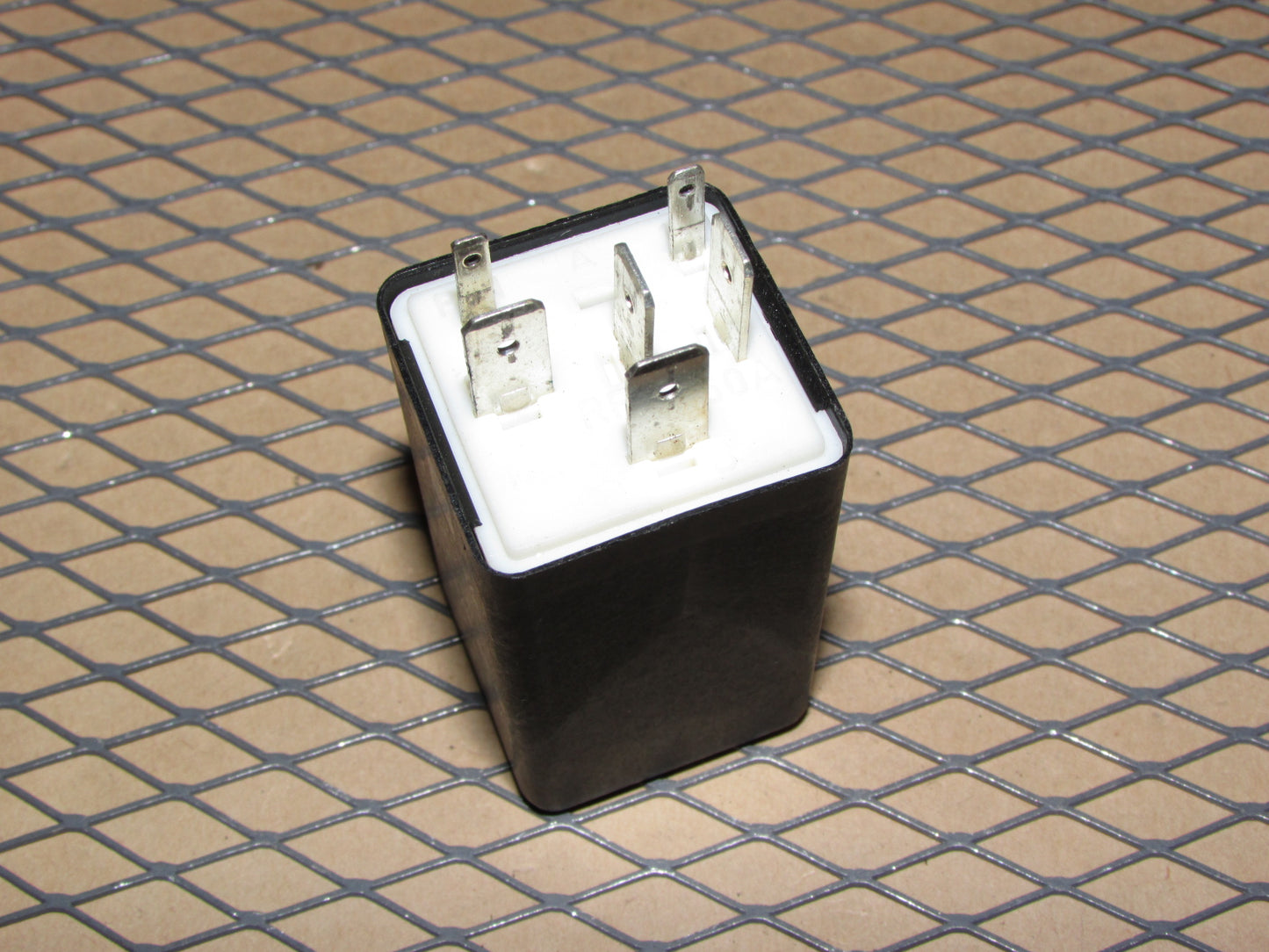 Audi & Volkswagen Relay (369) 4A0 951 253