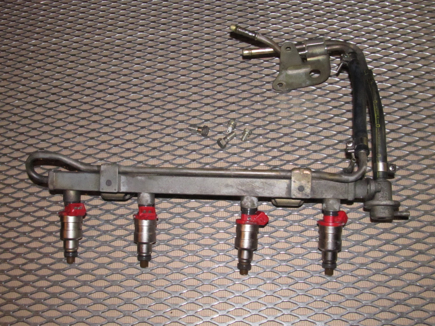 89 90 Nissan 240SX OEM Fuel Injector & Rail - KA24E SOHC