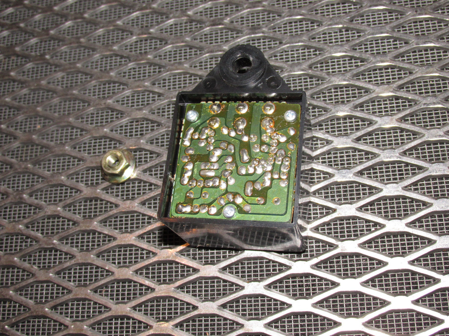 84 85 Mazda RX7 OEM Relay - 8248 12V