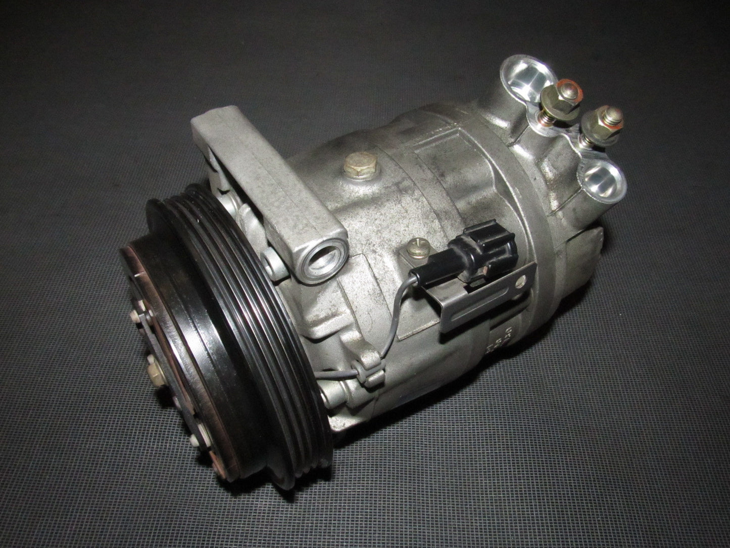 03 04 Infiniti G35 Sedan OEM A/C Compressor And Clutch