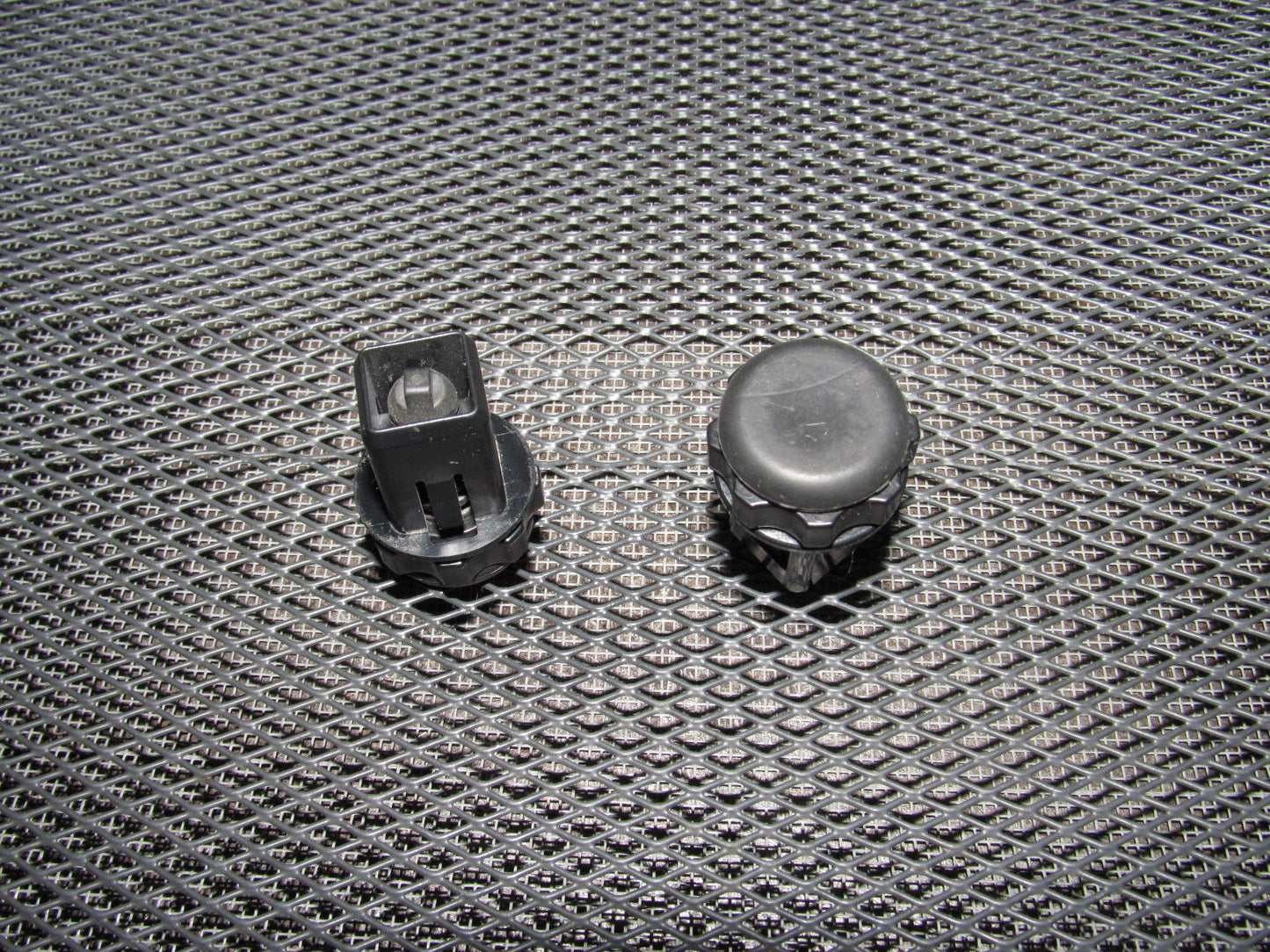 03 04 Infiniti G35 Sedan OEM Trunk Stopper